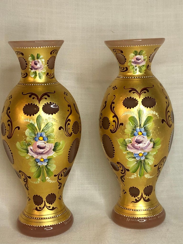 Pair of Murano Vases Cut Overlay Decorated with 24 Karat Gold and Pink Roses In Good Condition For Sale In Boston, MA