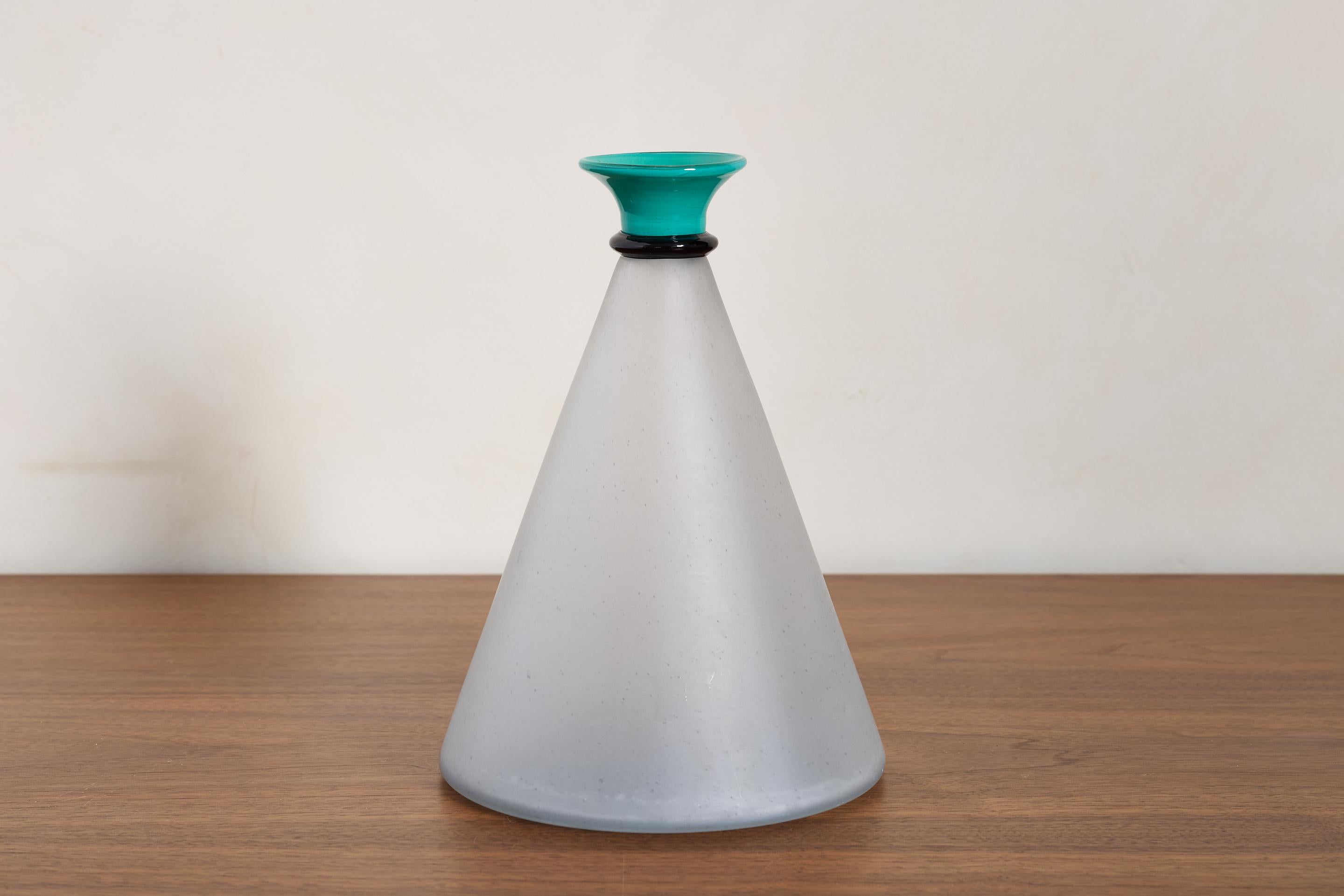 20th Century Pair of Murano Vessels by Maestri Muranesi For Sale