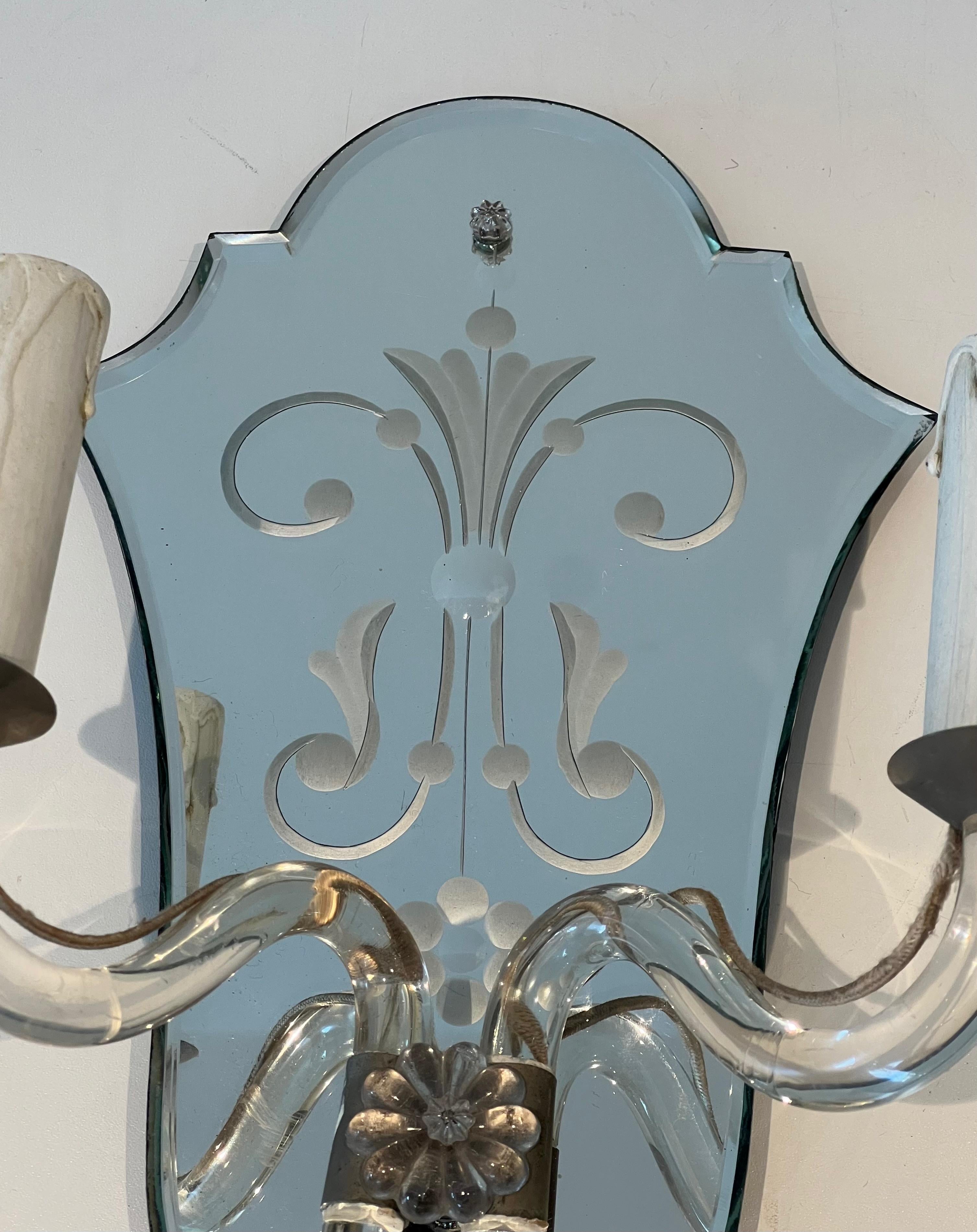 Coppia di lampade da parete di Murano in specchio inciso, cristallo e metallo argentato in vendita 6