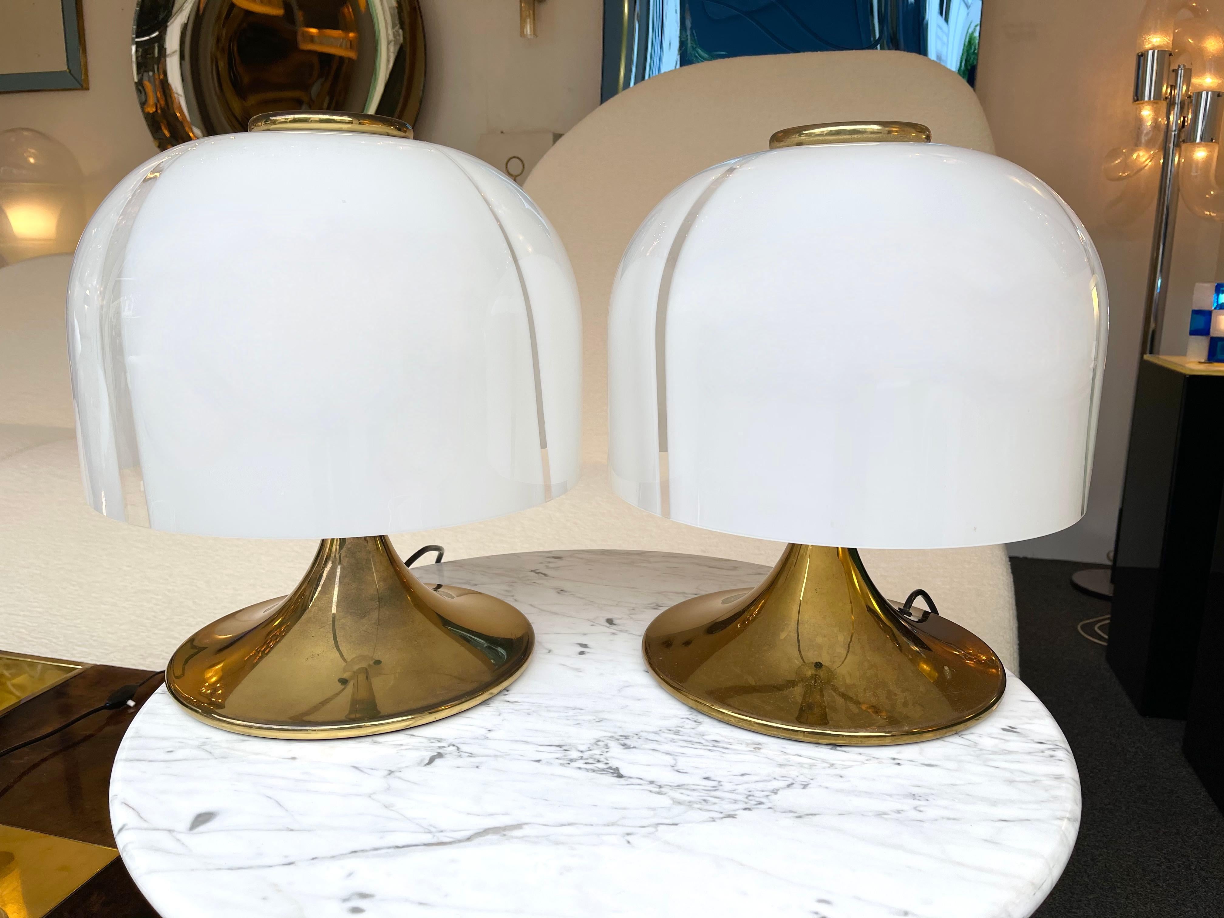Pair of Mushroom Lamps Brass and Murano Glass by F. Fabbian, Italy, 1970s 6