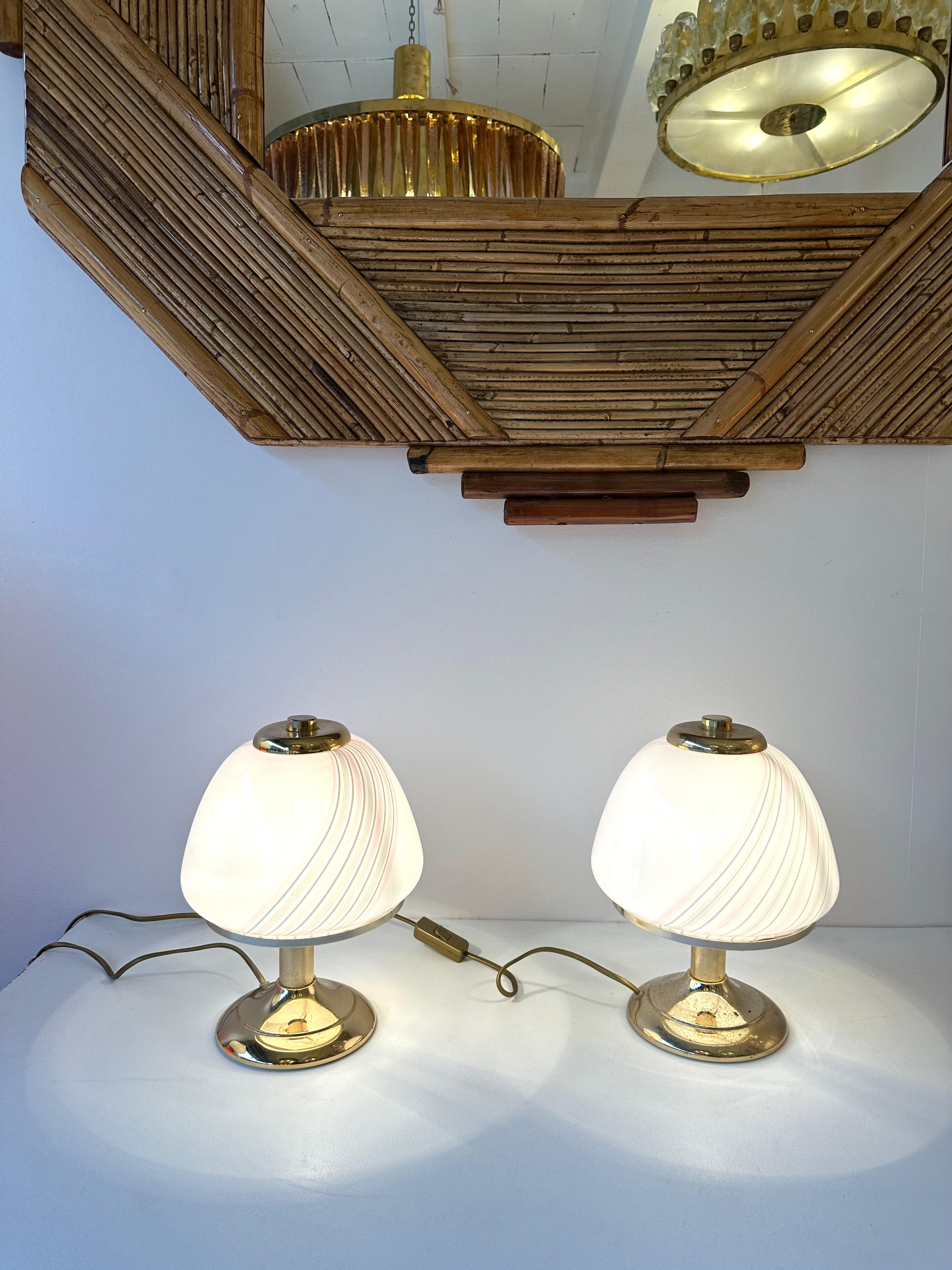 italien Paire de lampes champignons en laiton et verre de Murano de F. Fabbian, Italie, 1970 en vente