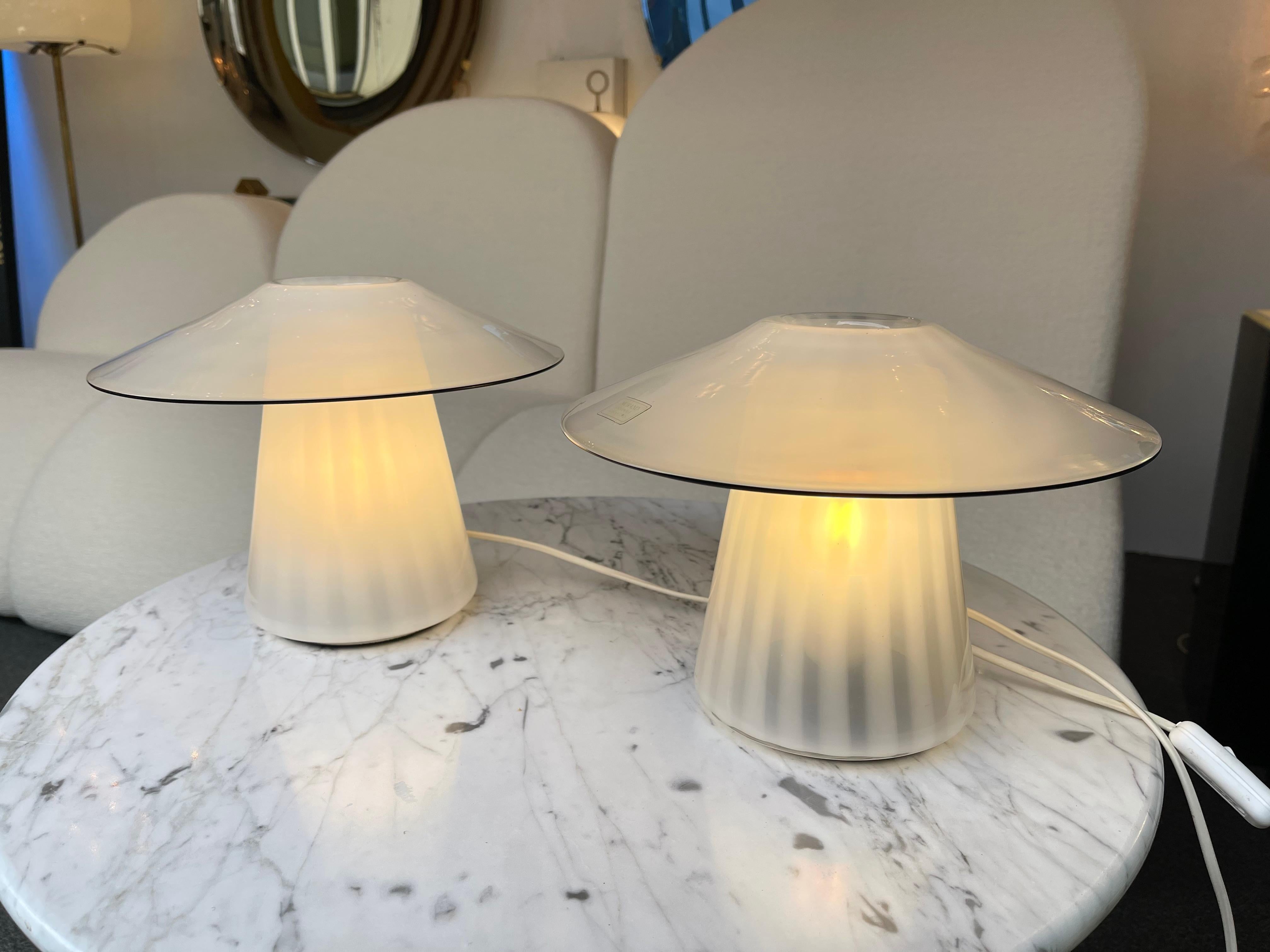 Pair of Mushroom Murano Glass Lamps, Italy, 1970s In Good Condition In SAINT-OUEN, FR