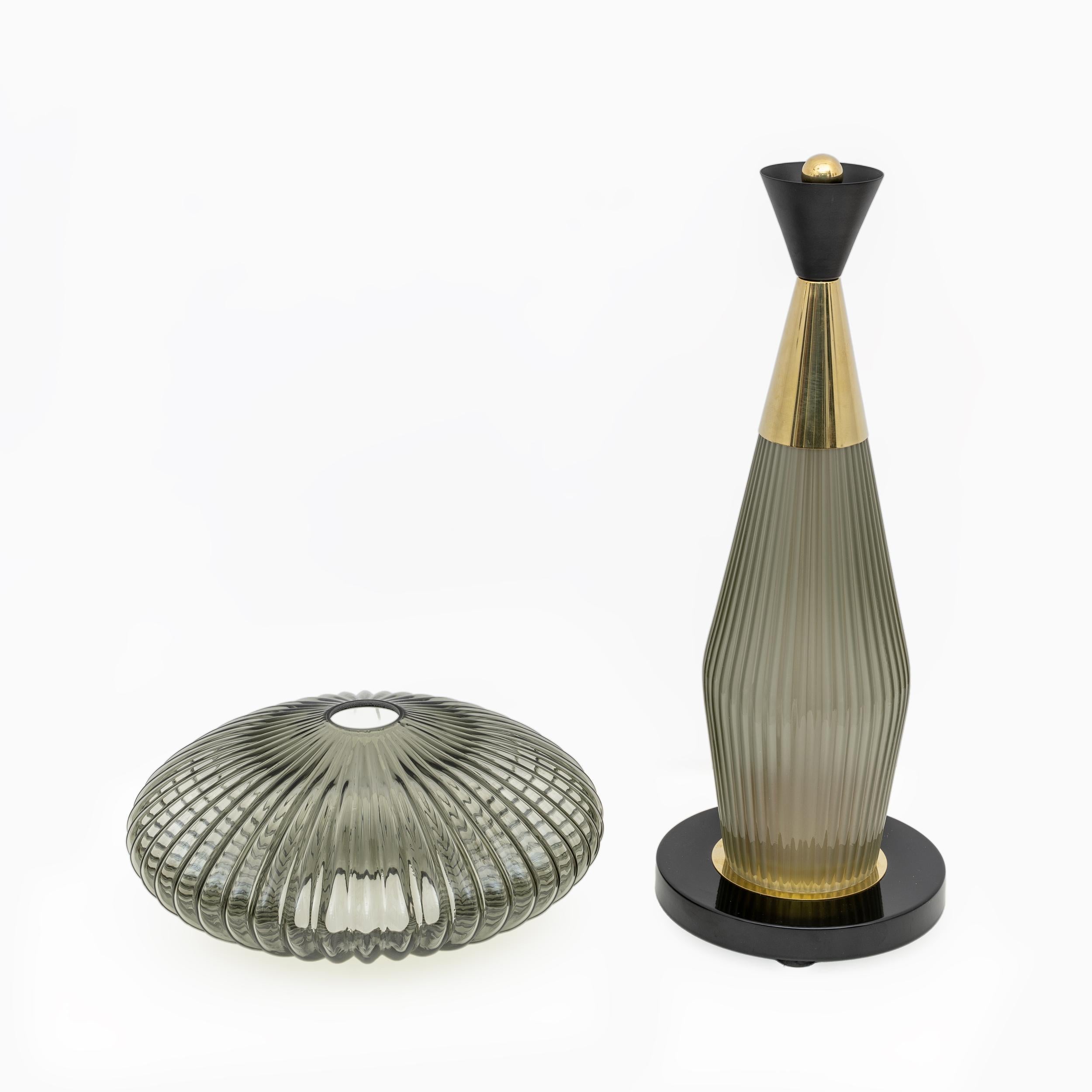 Pareja de Lámparas de Mesa en forma de Seta de Cristal de Murano y Latón Estilo Feng Shui en venta 3