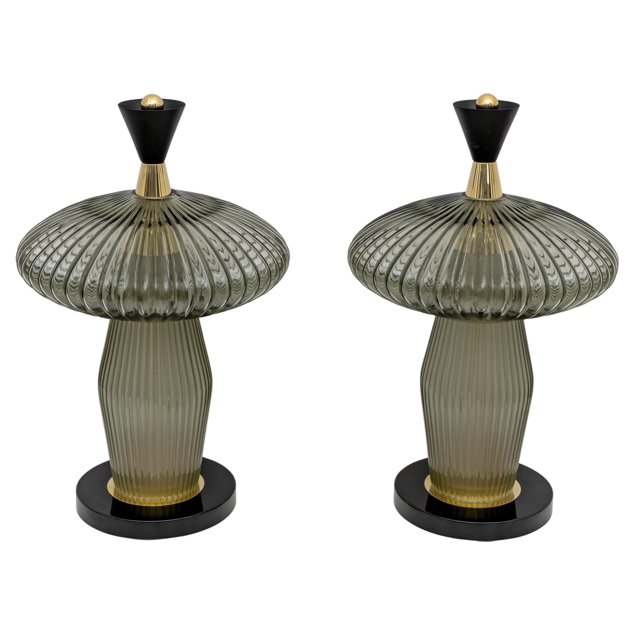 Coppia di lampade da tavolo a forma di fungo in vetro di Murano e ottone in stile Feng Shui