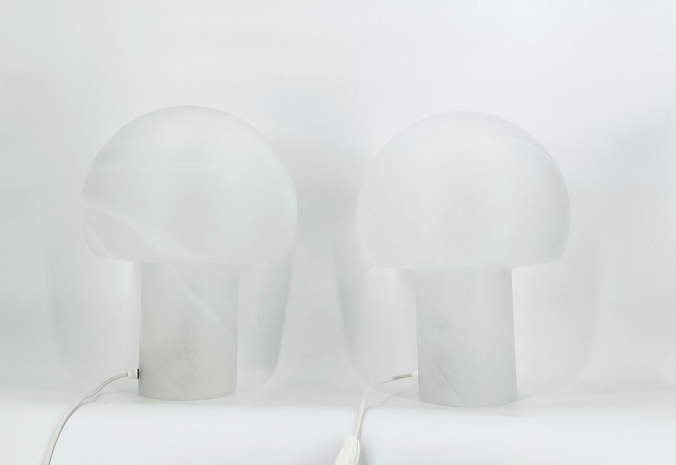 Paire de lampes de table champignons de Peil and Putzler, 1970 en vente 3