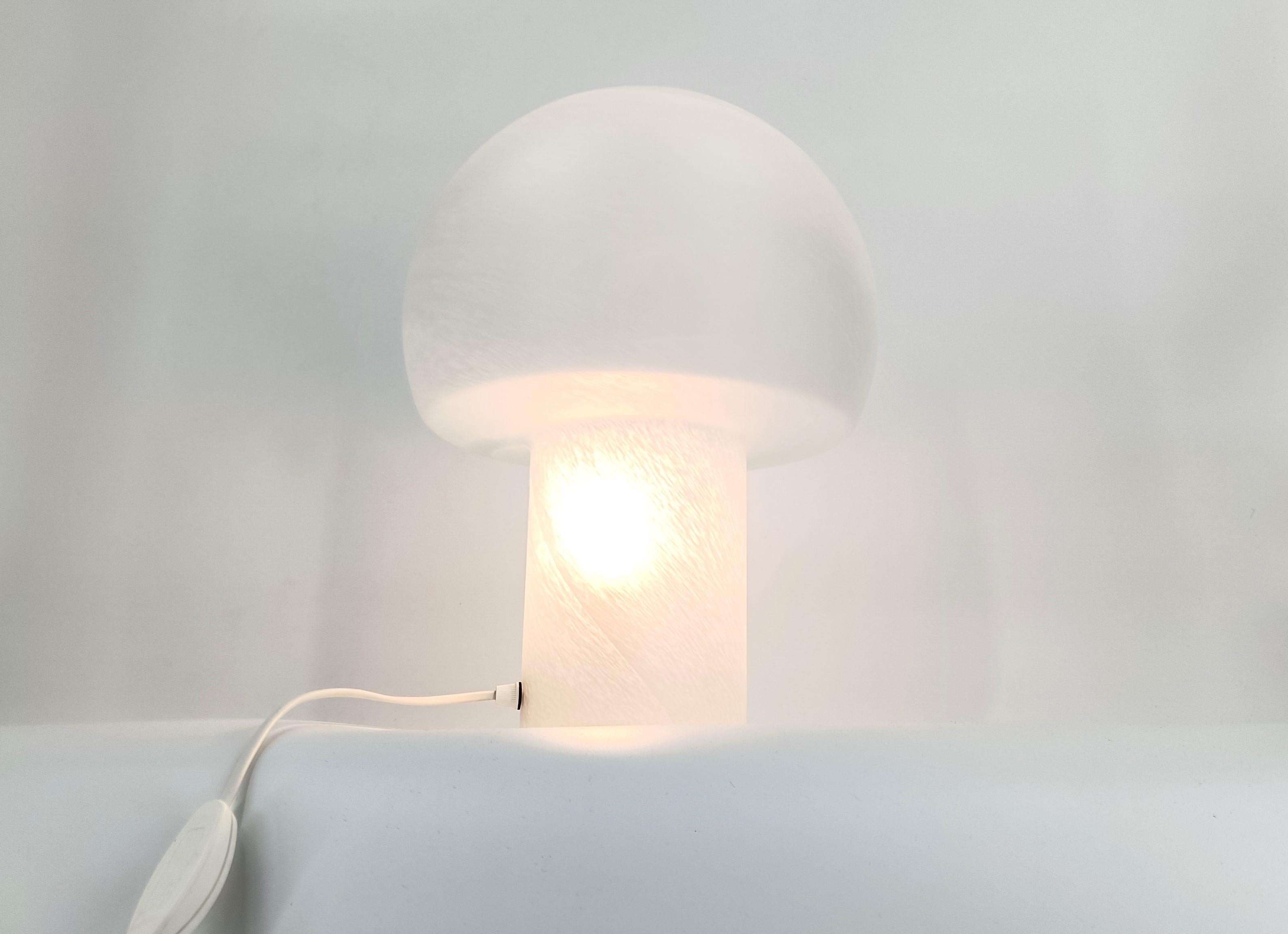 Verre Paire de lampes de table champignons de Peil and Putzler, 1970 en vente