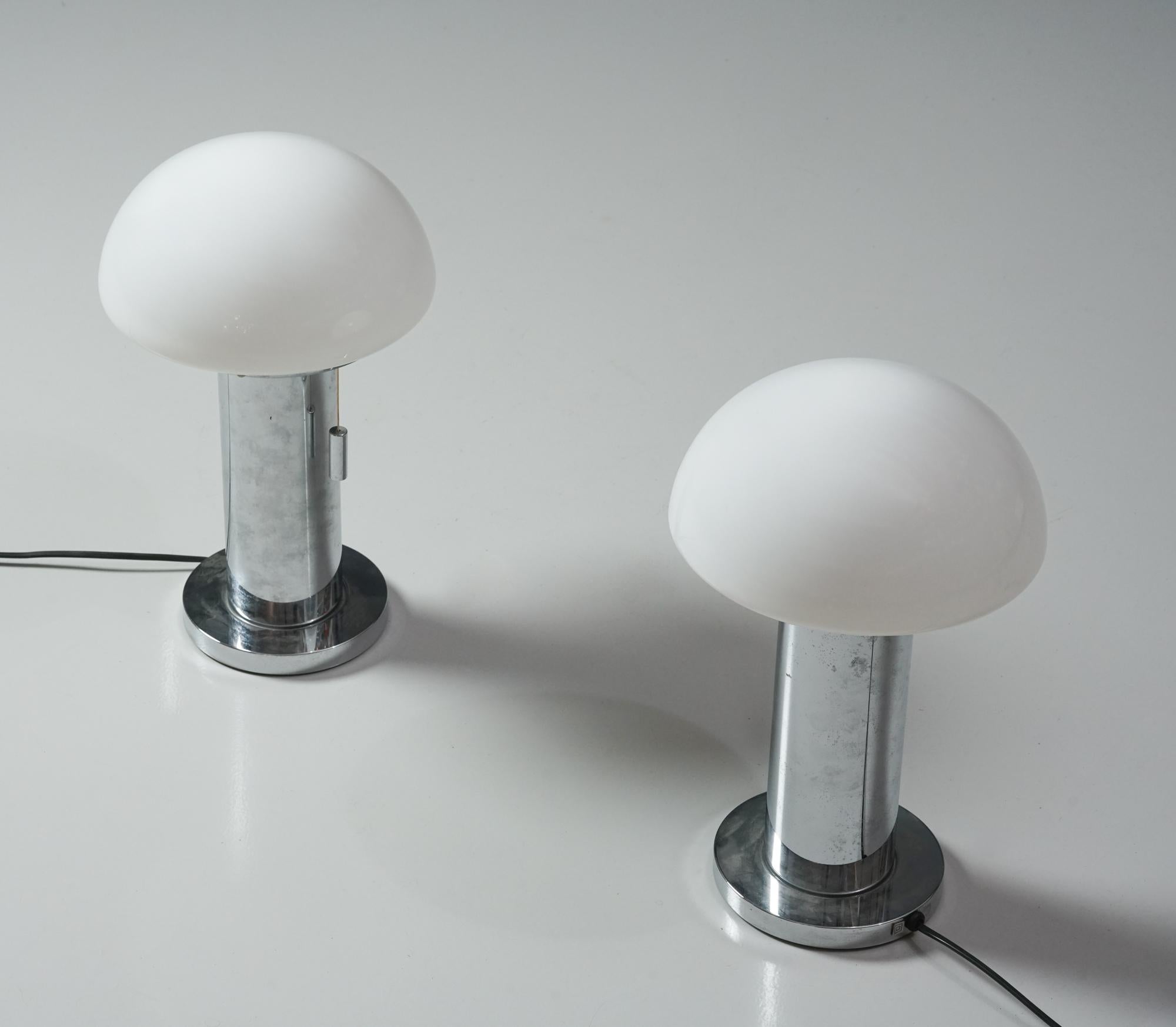 Coppia di lampade da tavolo a fungo, Glashütte Limburg, anni 1970/1980 In condizioni buone in vendita a Helsinki, Uusimaa
