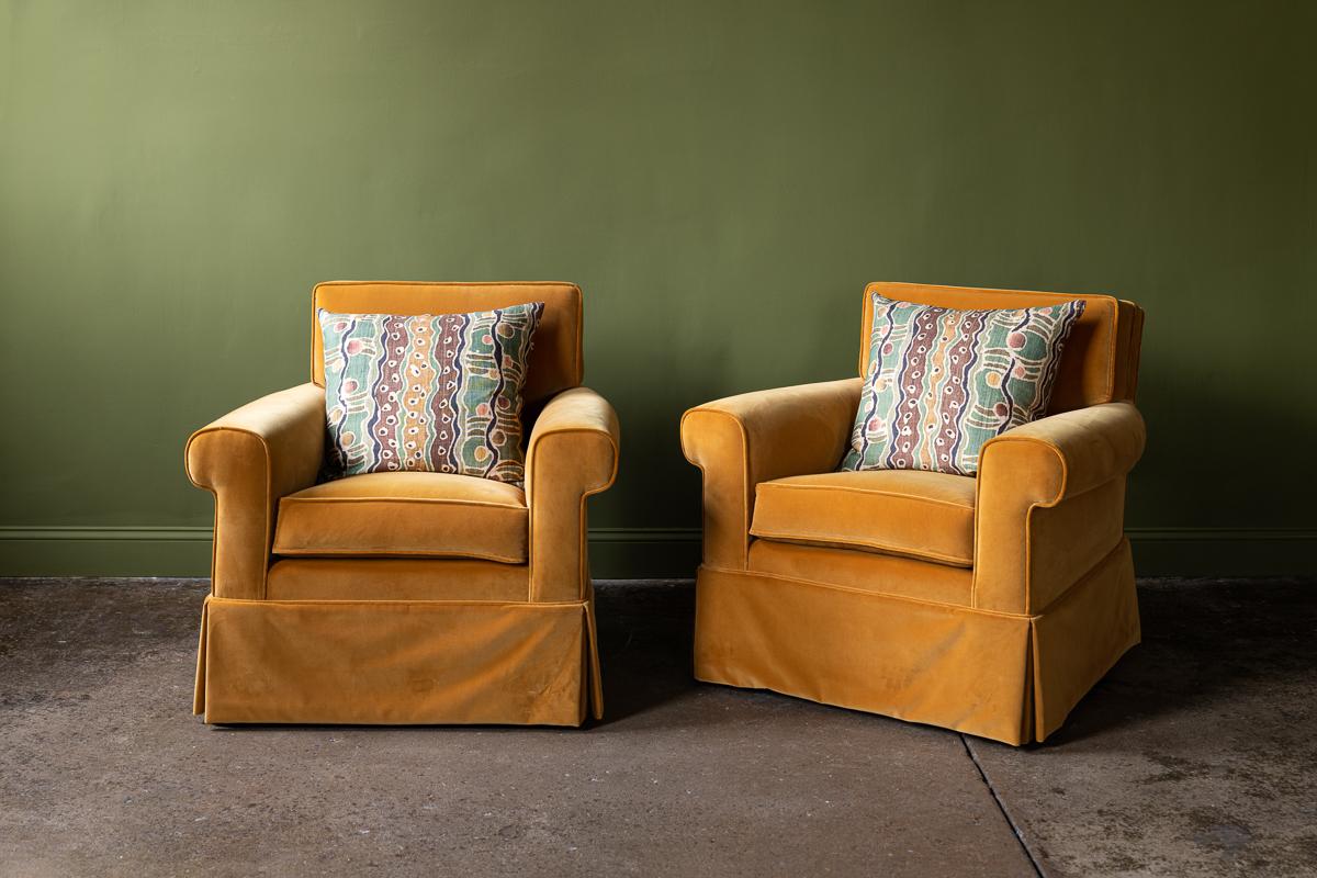 Pair of Mustard Velvet Chairs In Good Condition In Westport, CT