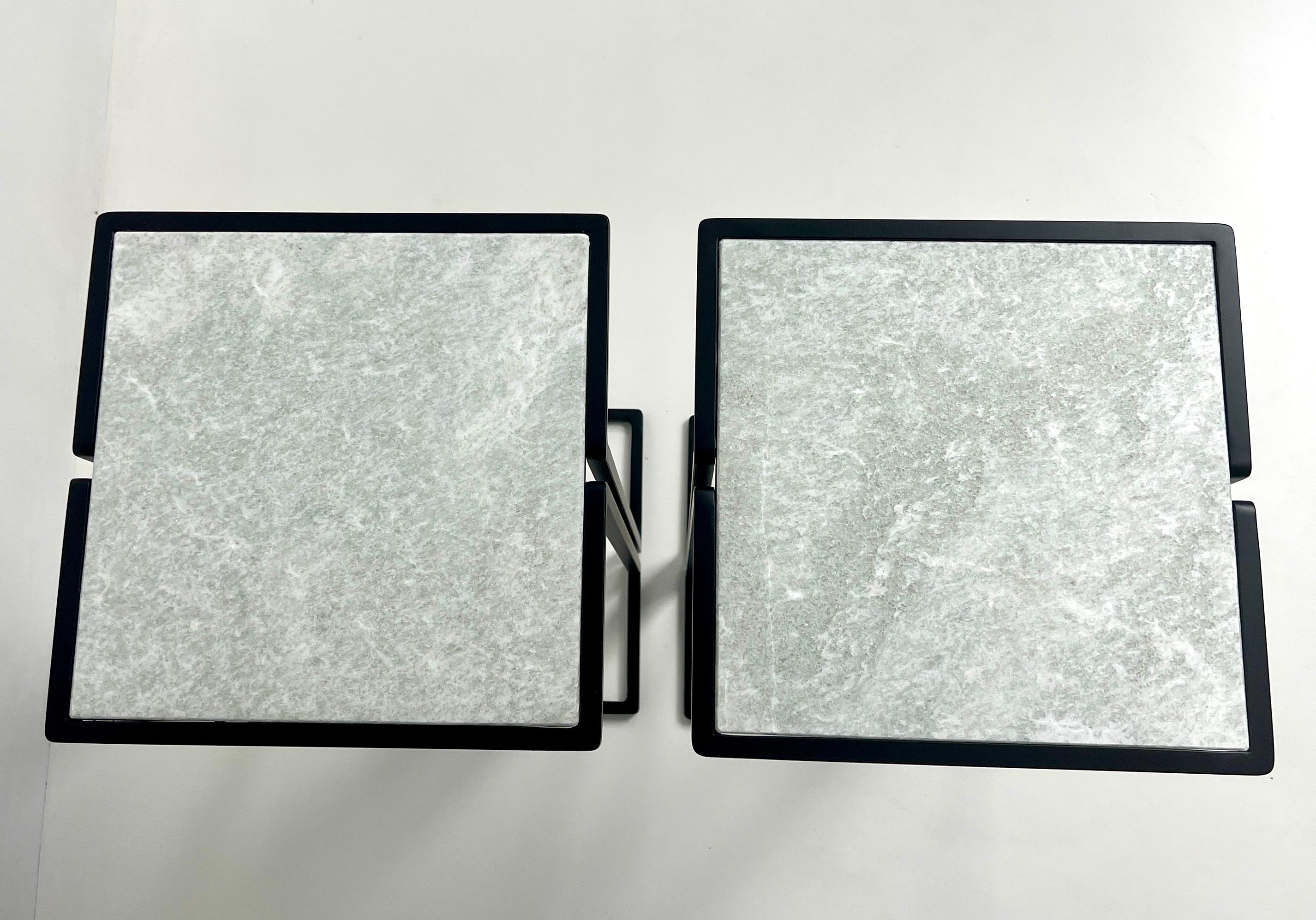 Moderne Paire de tables d'appoint nantaises, par Bourgeois Boheme Atelier  Satin de jade en vente