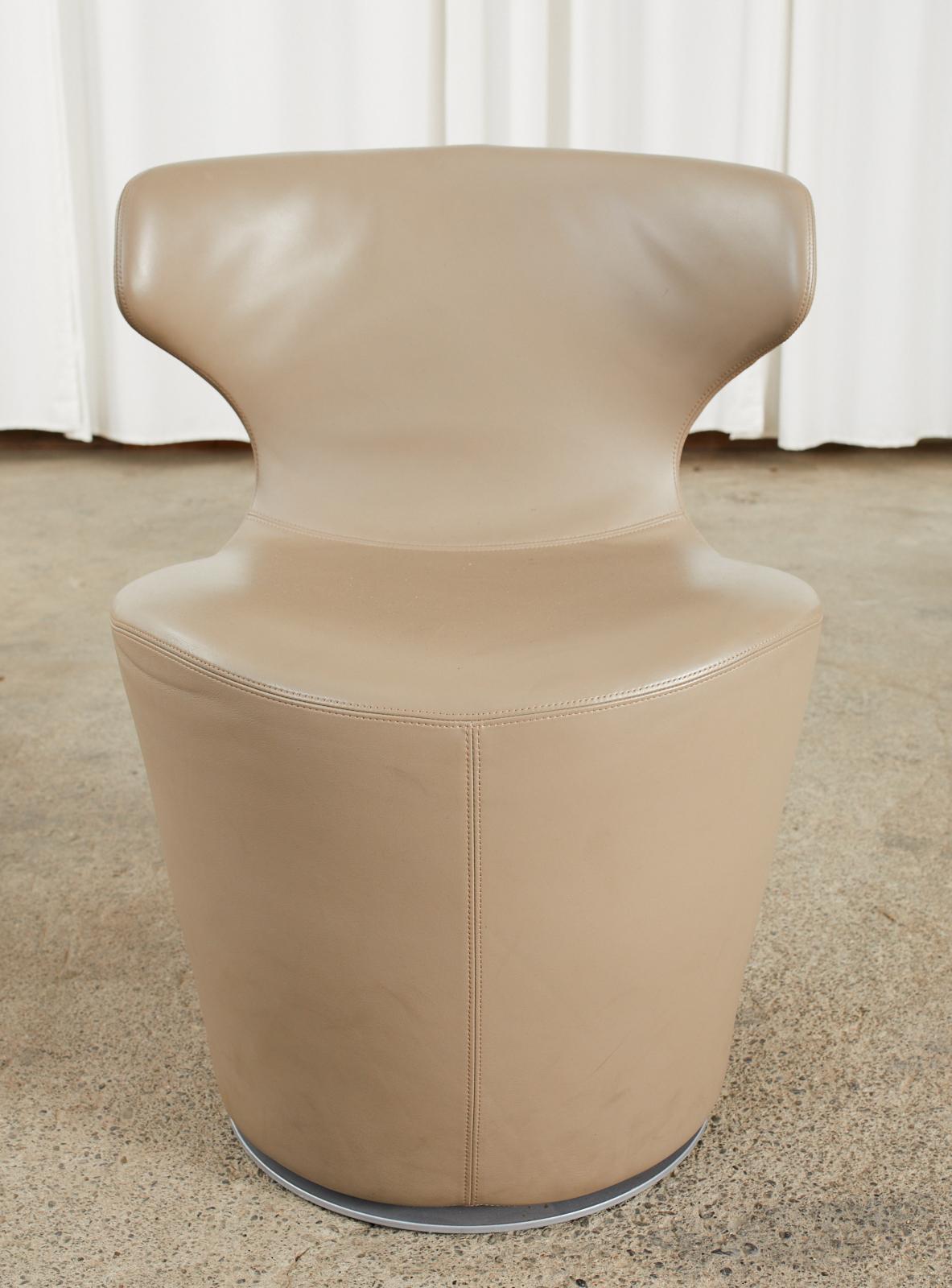 Paar Naoto Fukusawa für B & B Italia Mini Papilio-Stühle aus Leder (Moderne) im Angebot