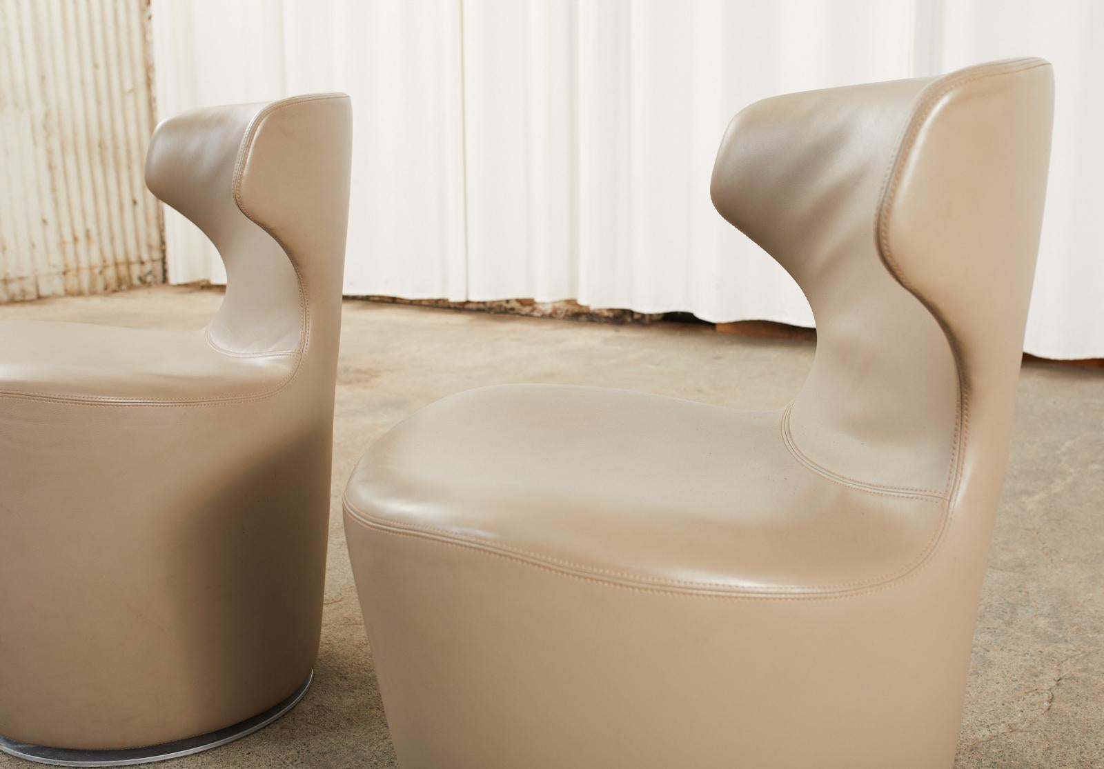 Contemporary Pair of Naoto Fukusawa for B & B Italia Leather Mini Papilio Chairs For Sale