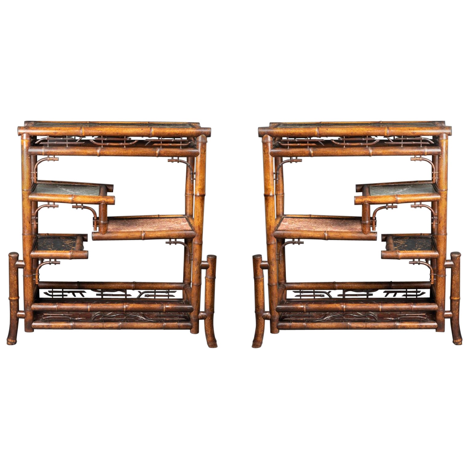 Pareja de estanterías de bambú Napoleón III de Perret & Vibert. en venta