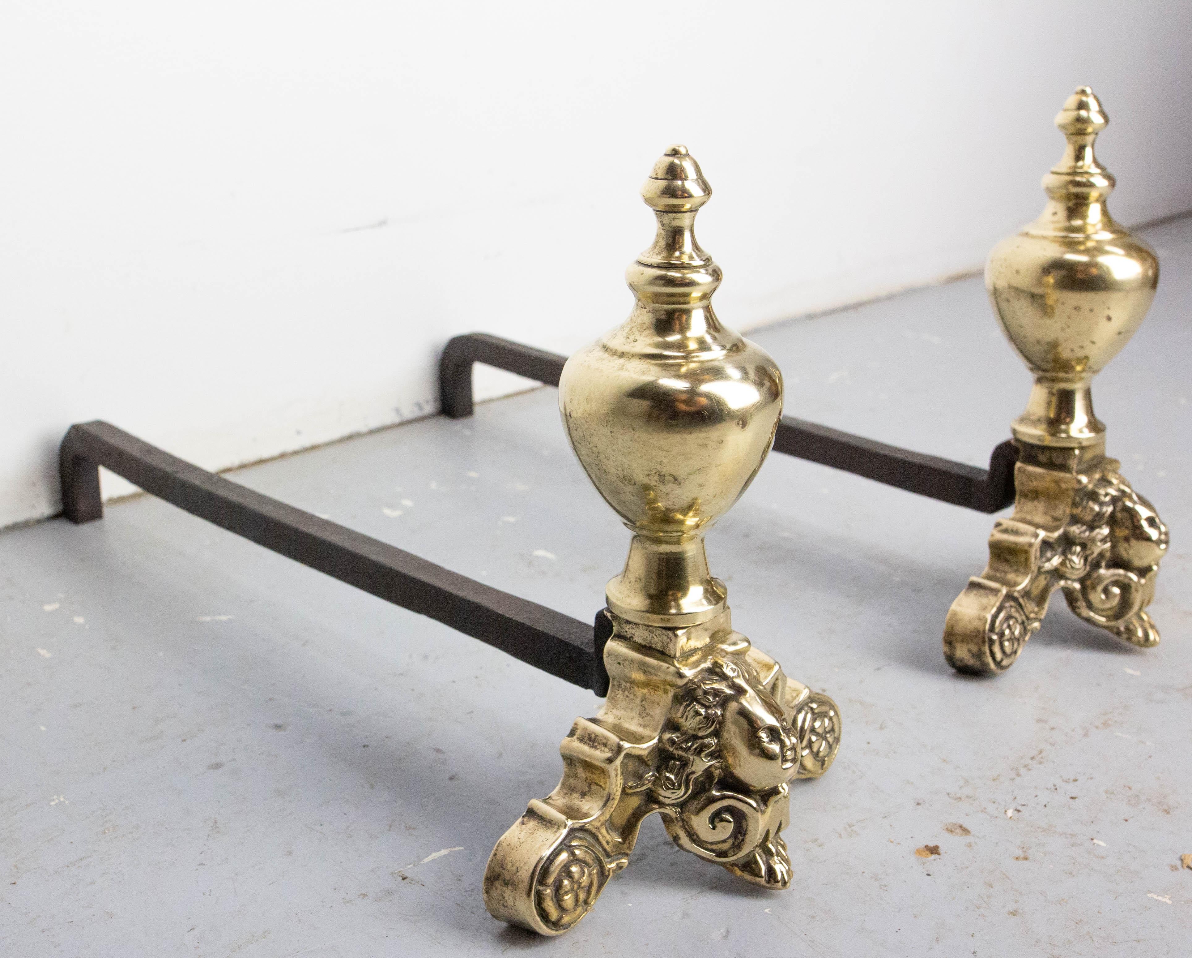Pair of Napoléon III Brass & Wrought Iron Cherubs Andirons, France, c 1890 In Good Condition For Sale In Labrit, Landes
