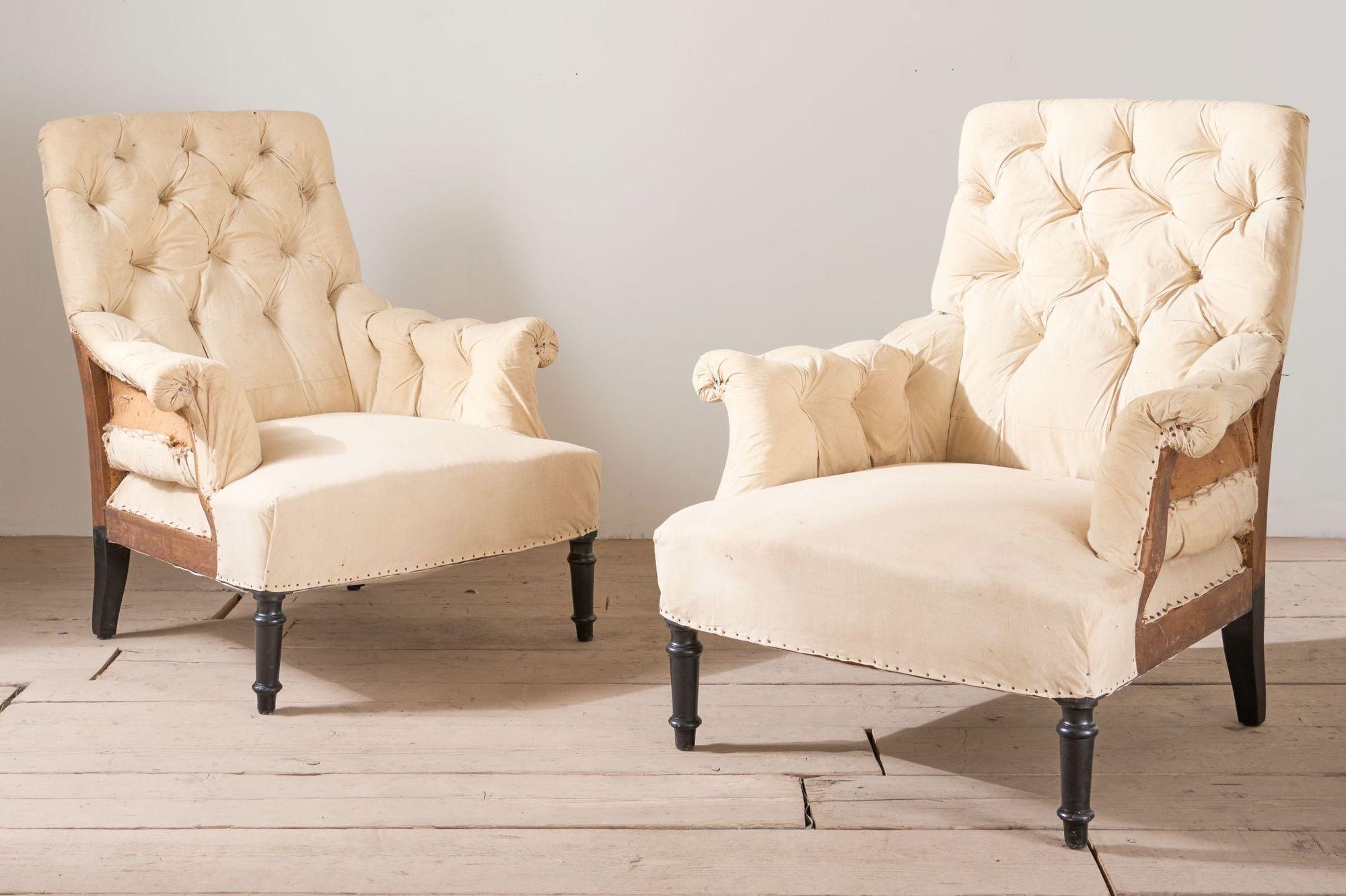 Pair of Napoleon III buttoned square back armchairs In Excellent Condition For Sale In Malton, GB