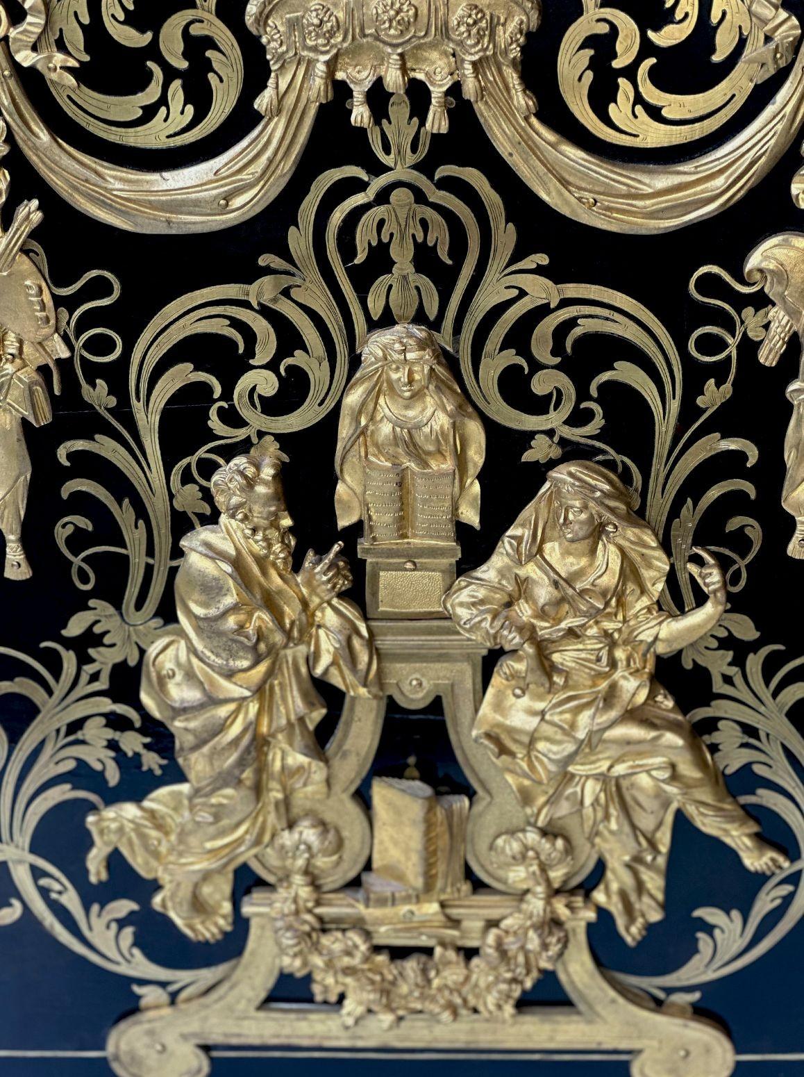 Pair of Napoleon III Cabinets in the Manner of Mathieu Béfort In Good Condition For Sale In Los Angeles, CA