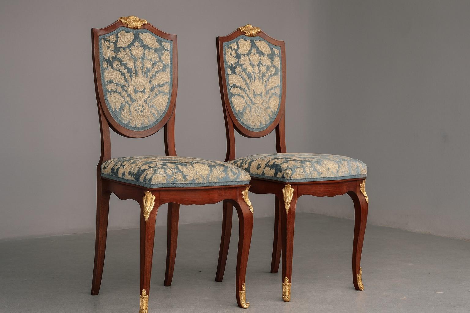 Paar Stühle Napoleon III / Aesthetic Movement - Blauer Samt & vergoldete Bronze (Vergoldet) im Angebot
