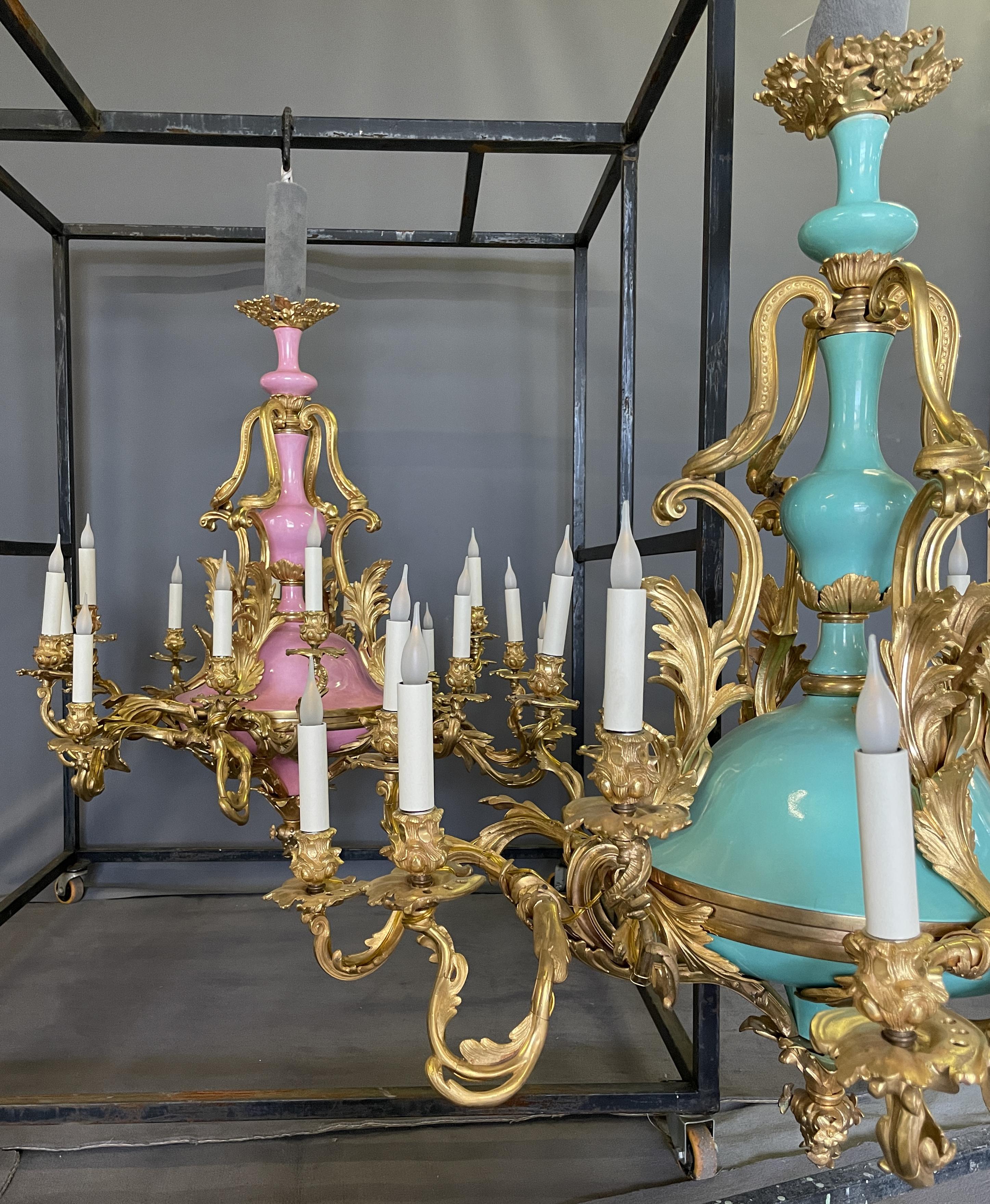 Pair of Napoleon III chandeliers in bronze and porcelain. 19th century For Sale 5