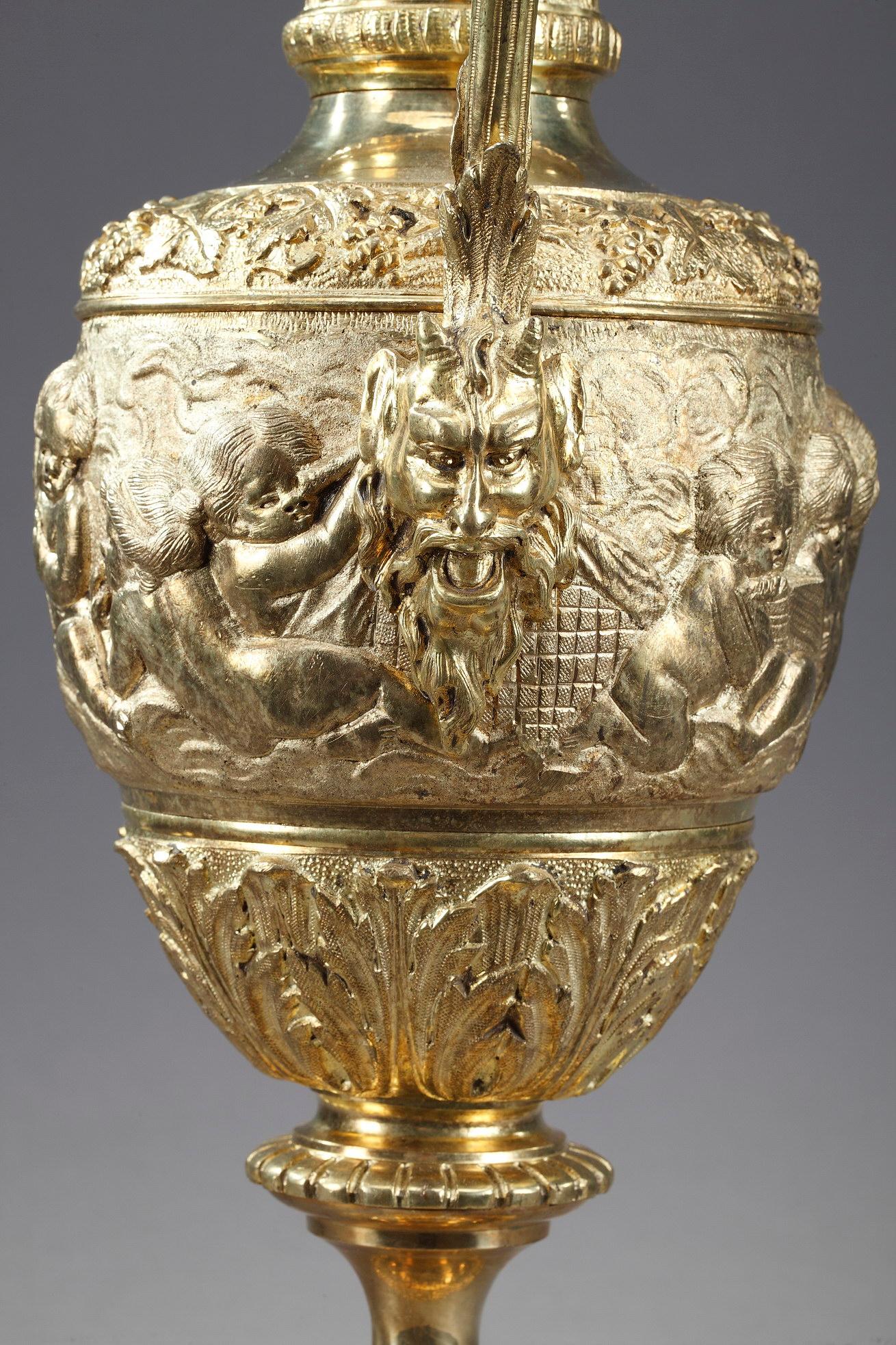 Paar Eimer aus vergoldeter Bronze von Napoleon III. im Angebot 7
