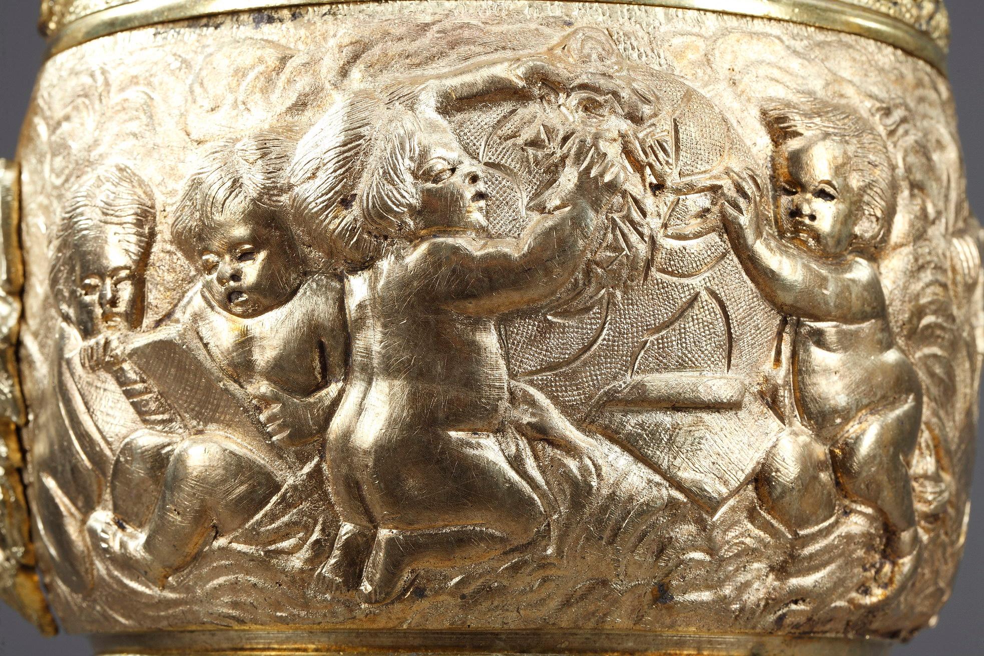 Paar Eimer aus vergoldeter Bronze von Napoleon III. (Französisch) im Angebot