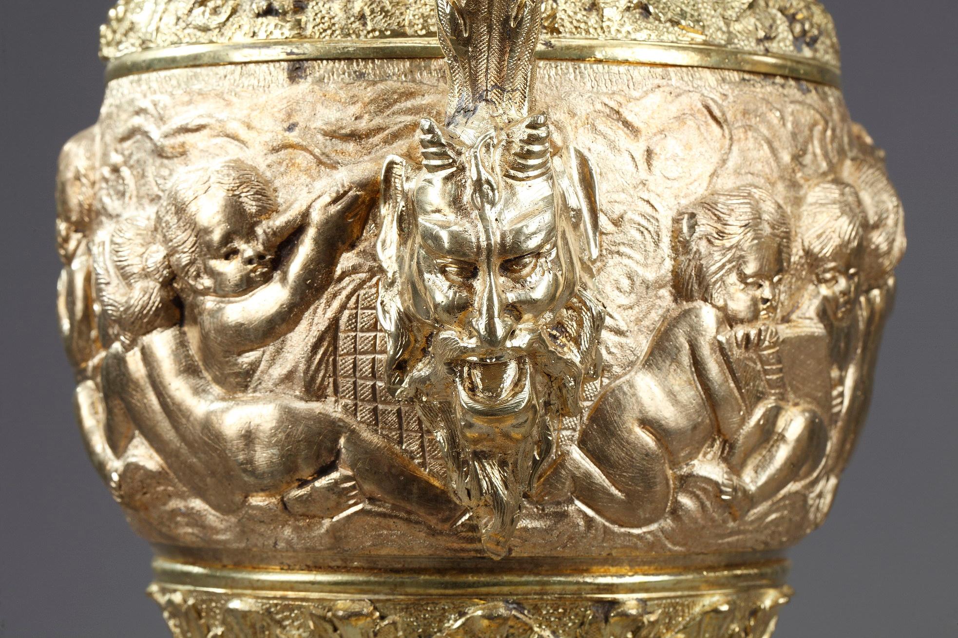 Paar Eimer aus vergoldeter Bronze von Napoleon III. im Zustand „Gut“ im Angebot in Paris, FR