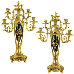 Paire de candélabres à six lumières en bronze doré Napoléon III attribués à Beurdeley