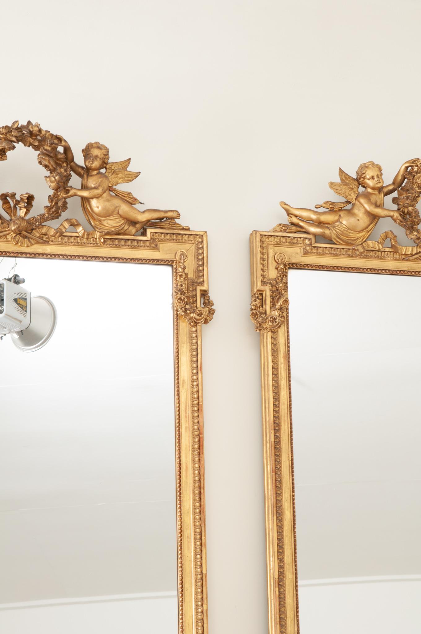 Paire de consoles et miroirs en bois doré Napoléon III 9
