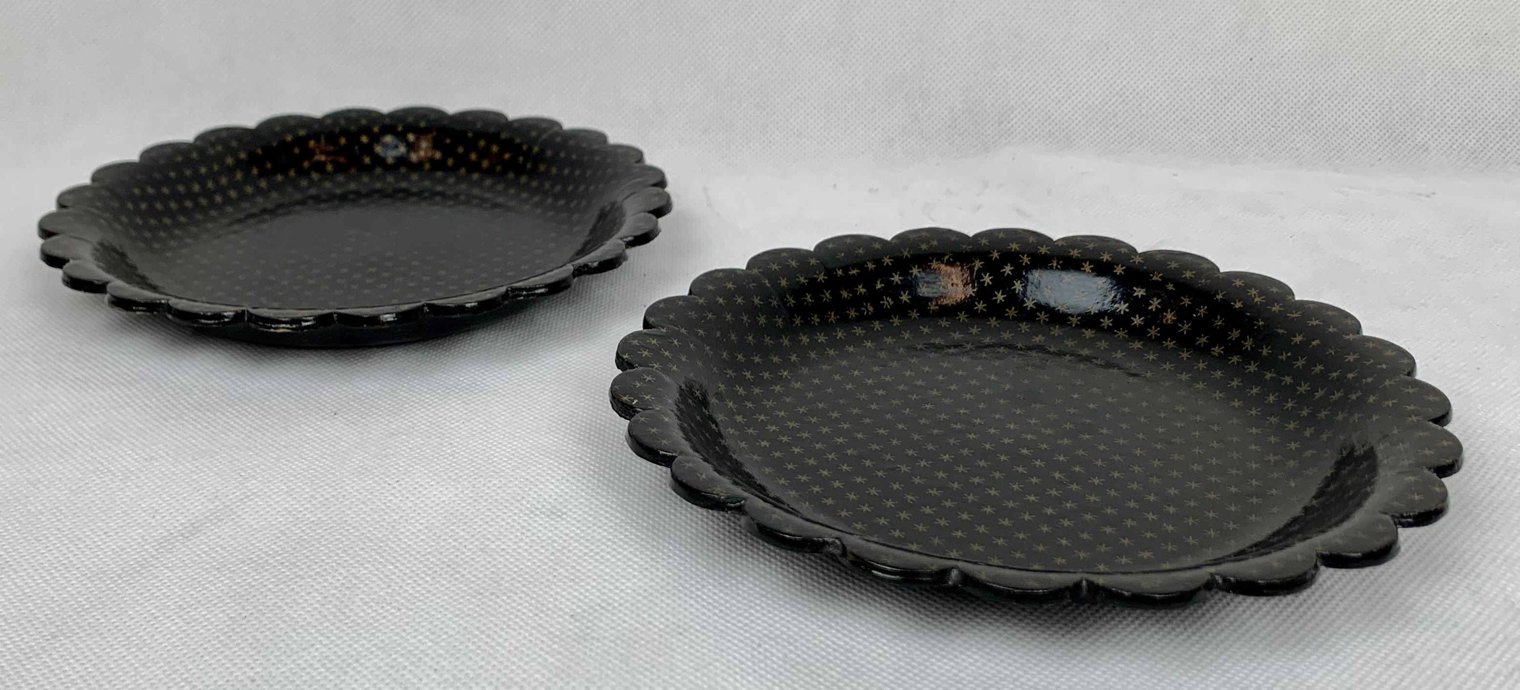 Late 19th Century A Pair Papier-Mâché Coasters with Scalloped Edges, Star Pattern, France, 19th c.