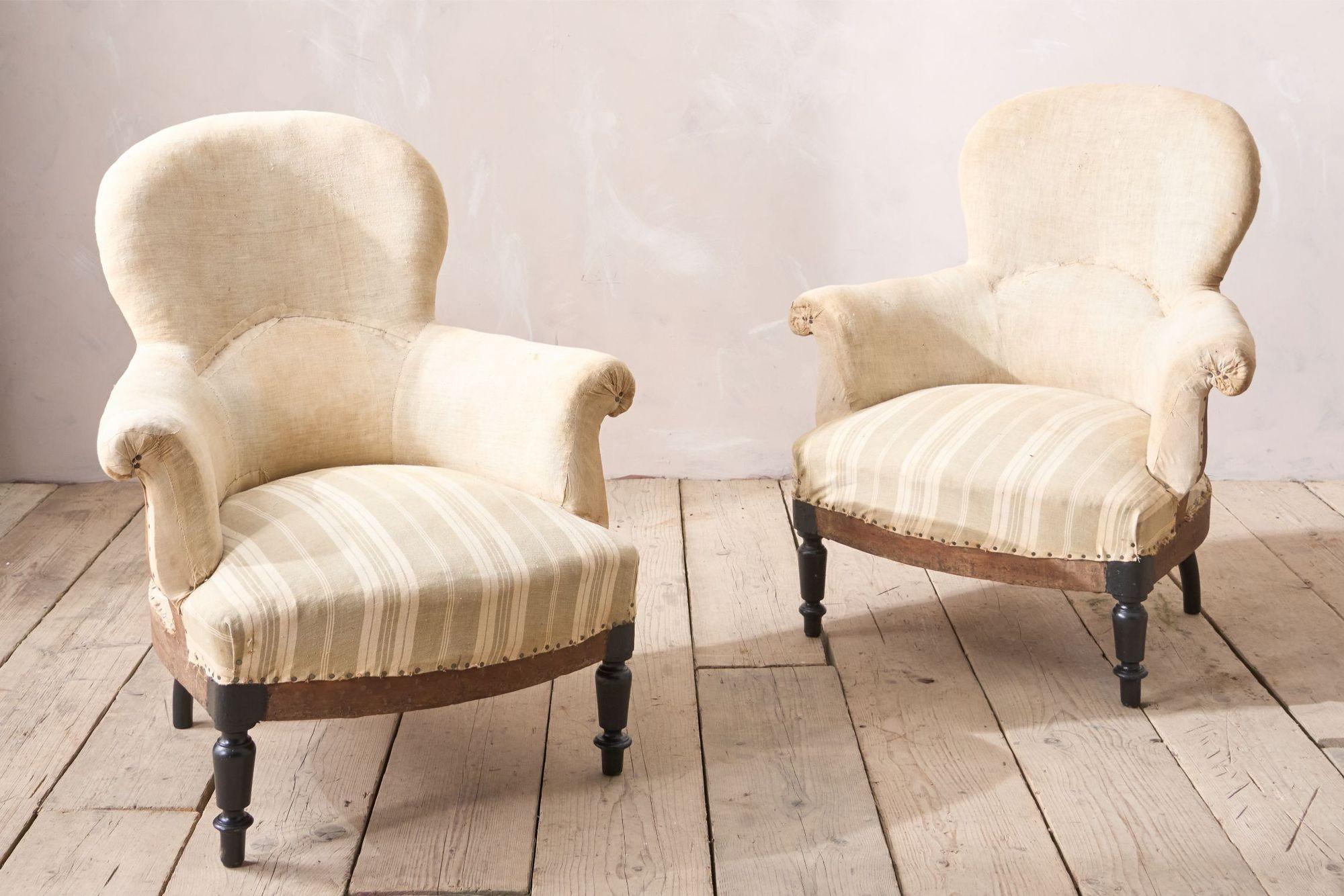 Pair of Napoleon III plain spoon back armchairs In Excellent Condition In Malton, GB