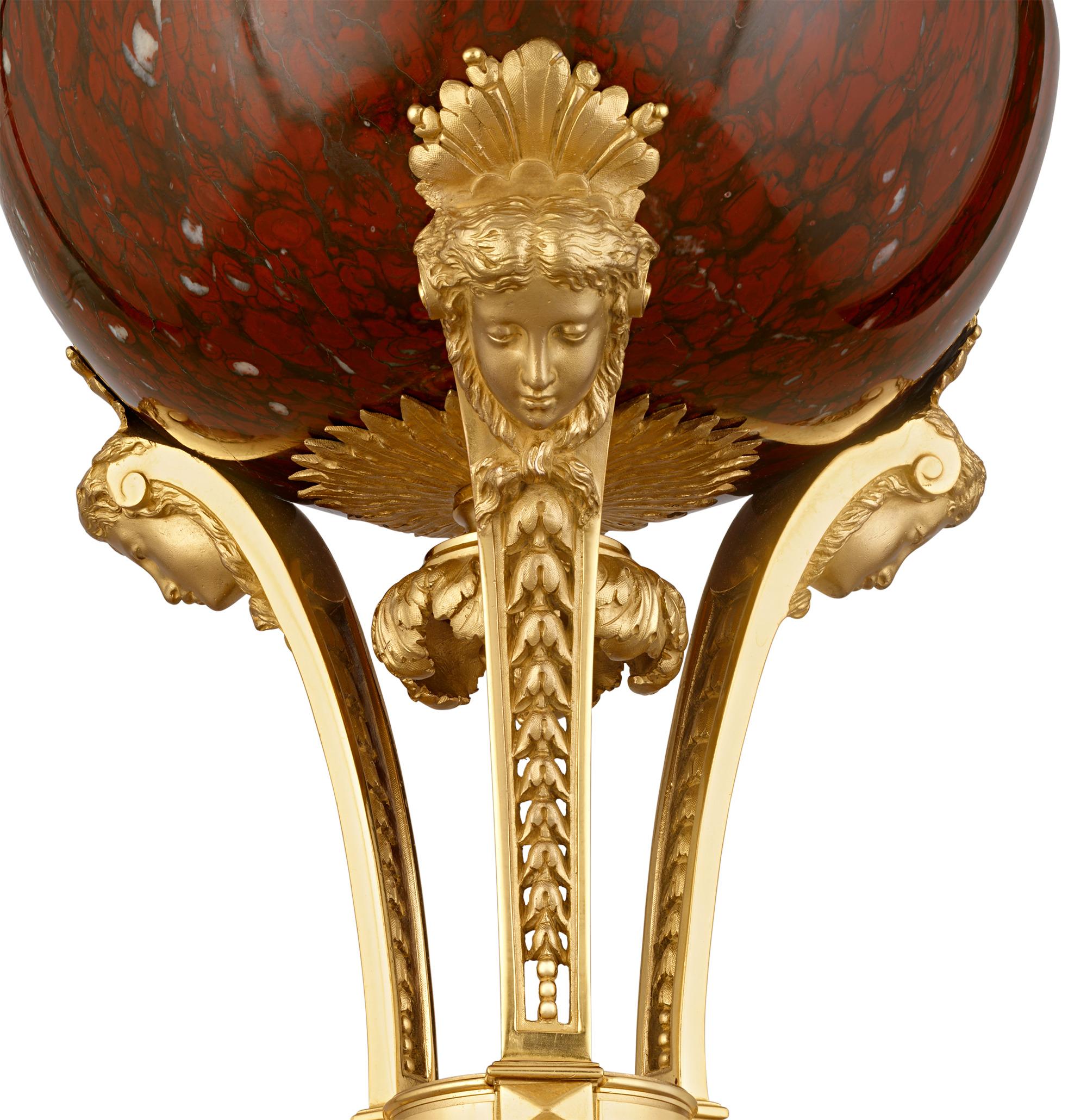 Français Paire de griottes athéniennes Napoléon III Royal Rouge en vente