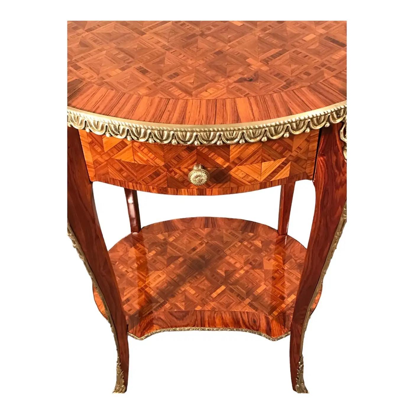 Marqueterie Paire de tables d'appoint Napoléon III, France seconde moitié du 19ème siècle en vente