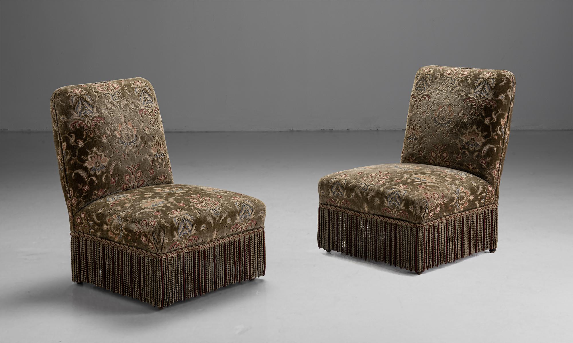 Pair of Napoleon III Slipper Chairs, France, Circa 1860 In Fair Condition In Culver City, CA
