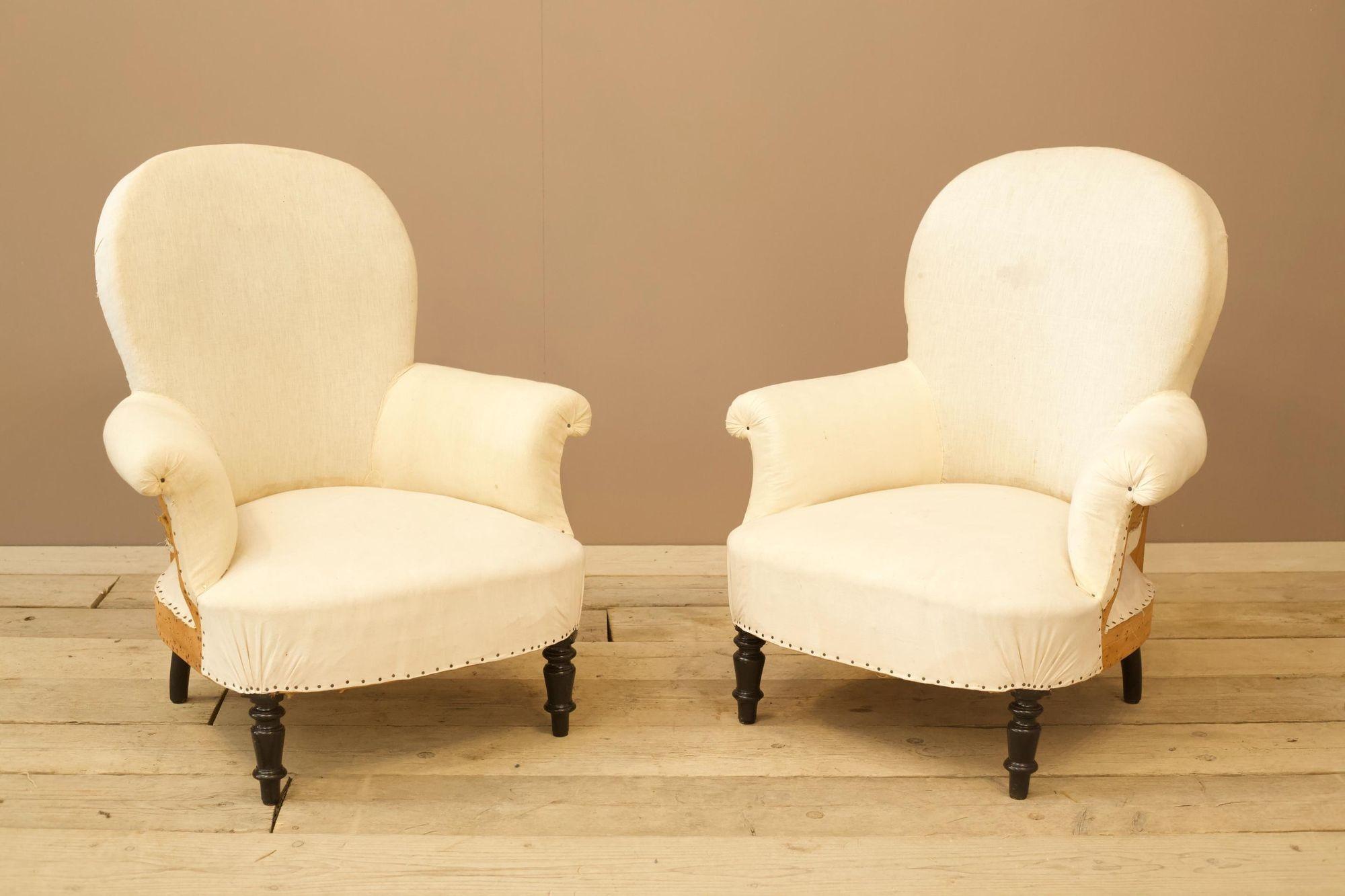 Pair of Napoleon III spoon back armchairs In Excellent Condition In Malton, GB