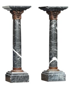 Coppia di piedistalli in marmo e bronzo patinato in stile Napoleone III