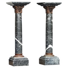 Paire de socles en marbre et bronze patiné de style Napoléon III