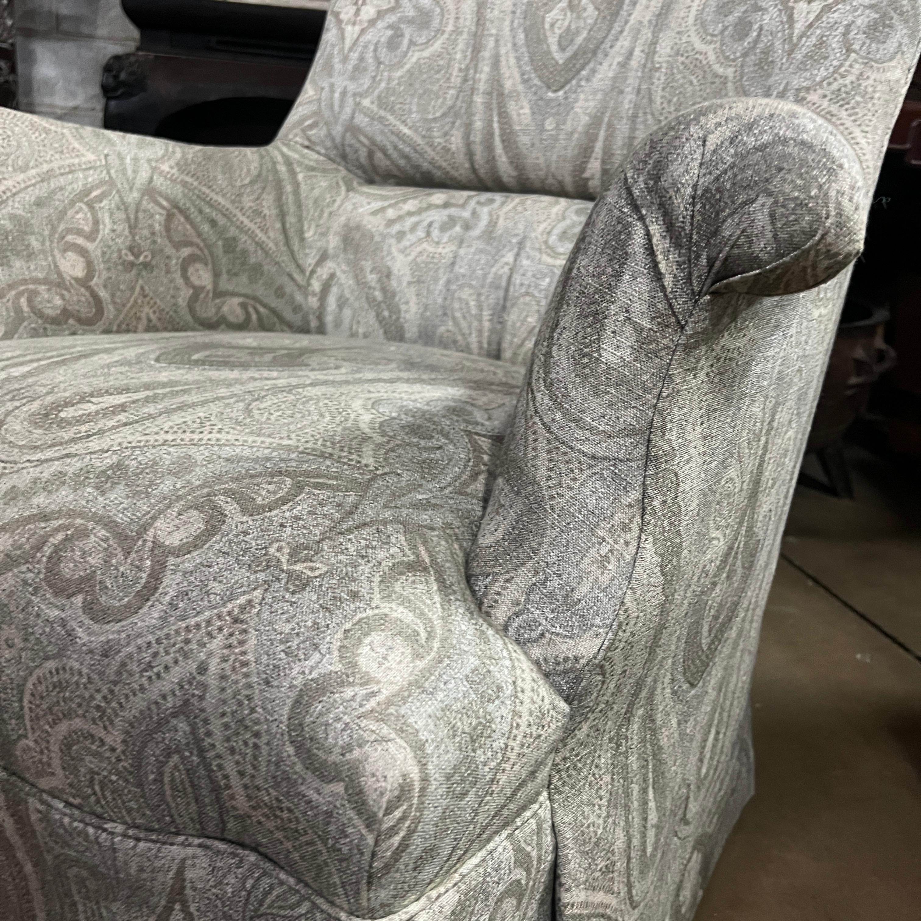 Pair of Napoleon III Style Upholstered Lounge Chairs in Gray Paisley Fabric For Sale 1