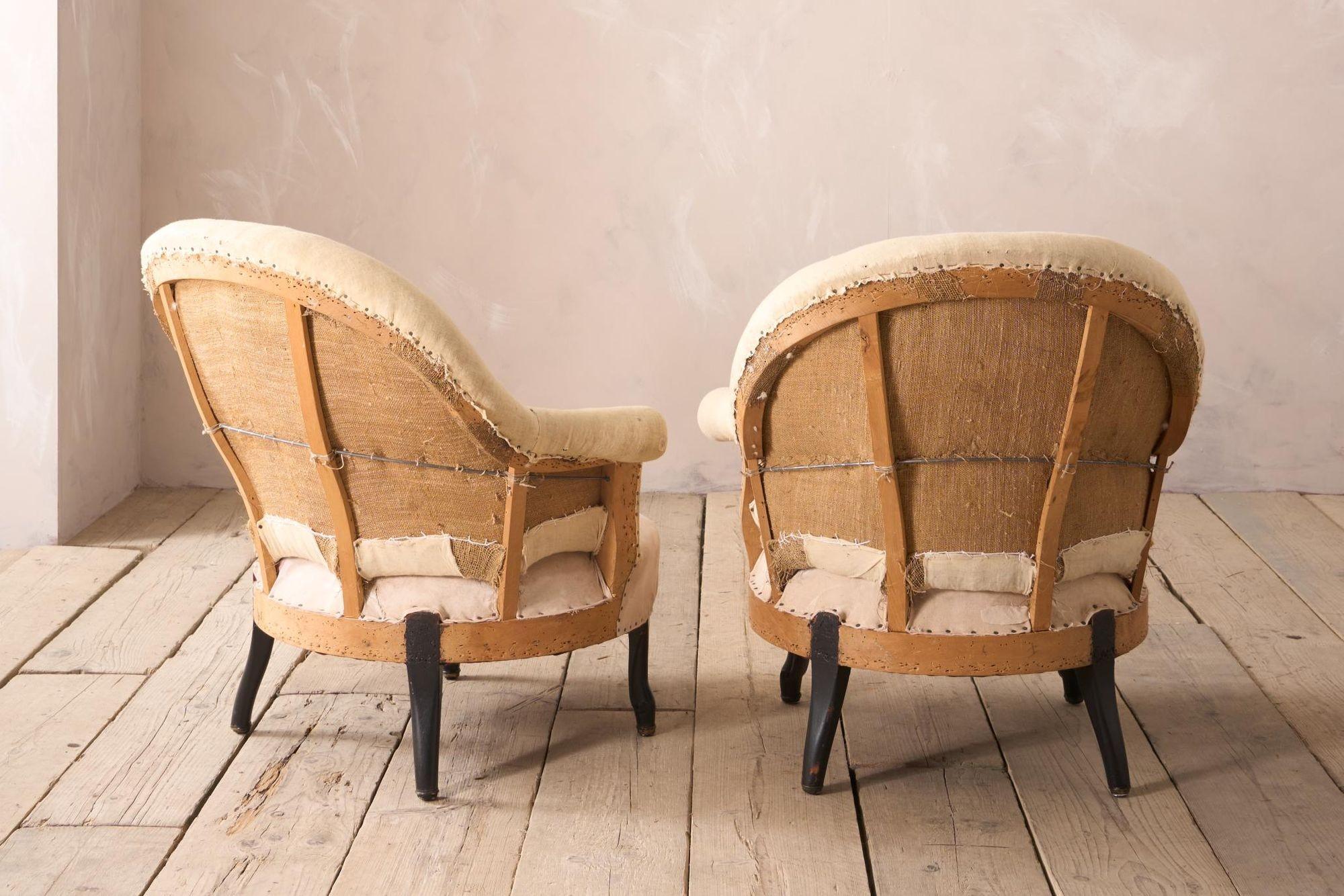 Pair of Napoleon III tub chairs with cabriole legs 1