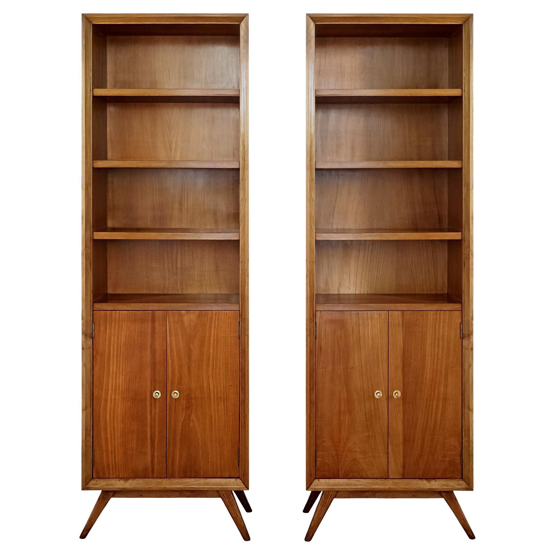 Pair of narrow bookcases – Barcelona 1950