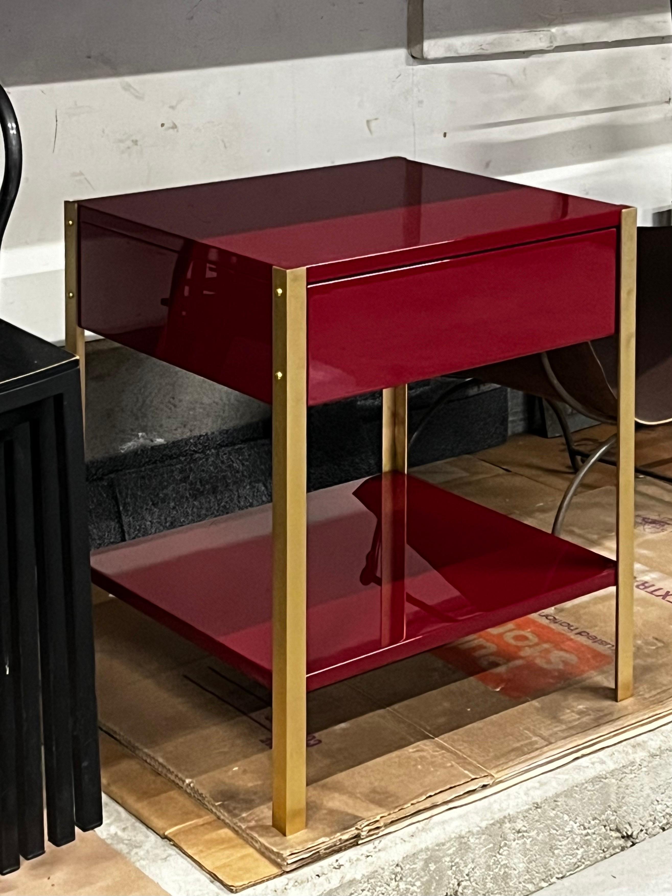 Pair of Narrow 'Laque' Oxblood Lacquer and Brass Night Stands by Design Frères For Sale 2