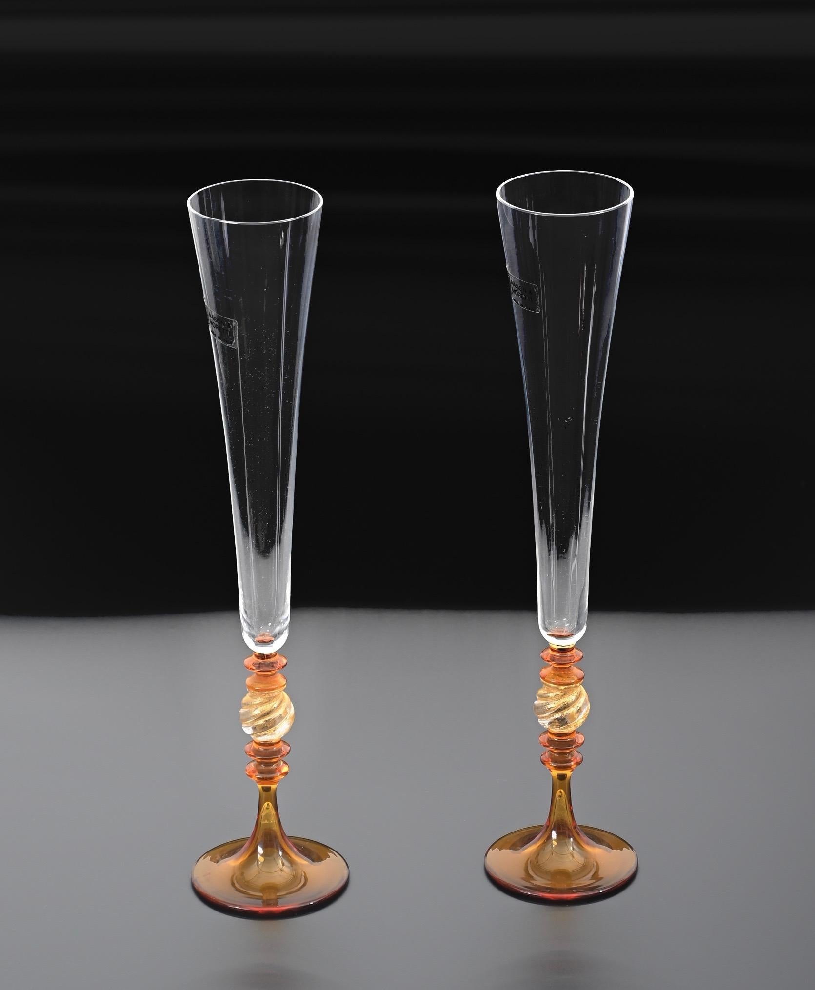 Pair of Nason and Moretti Murano Glass, Amber and Gold Italian Goblets, 1980s In Good Condition For Sale In Roma, IT
