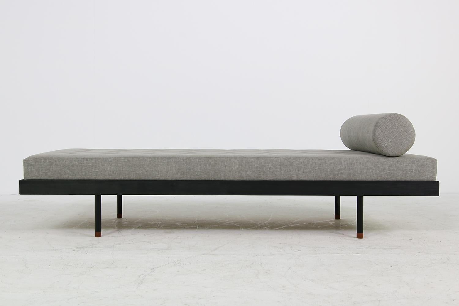 Pair of Nathan Lindberg 'Black Edition' Daybed Larch Wood, Metal, Teak, Grey For Sale 2