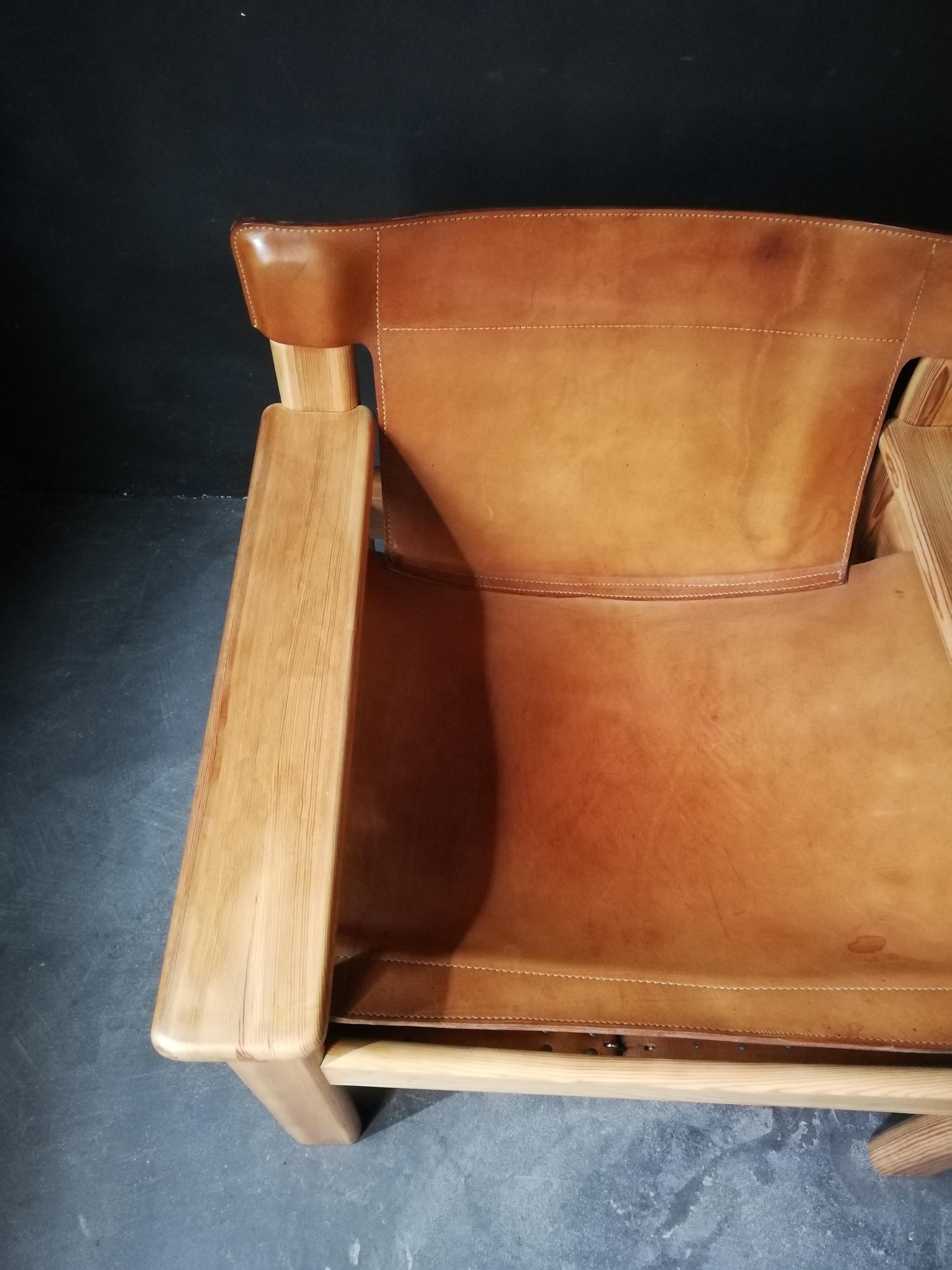 This pair of pine lounge chairs have a leather seat with a beautiful patina. These safari chairs were designed in the 1970s by Karin Mobring for Ikea.
They are in great condition and are very comfortable.