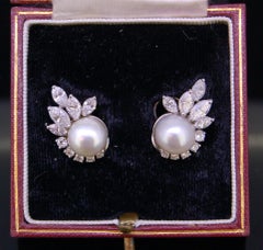 Pair of Natural and Diamond Earrings Certificated