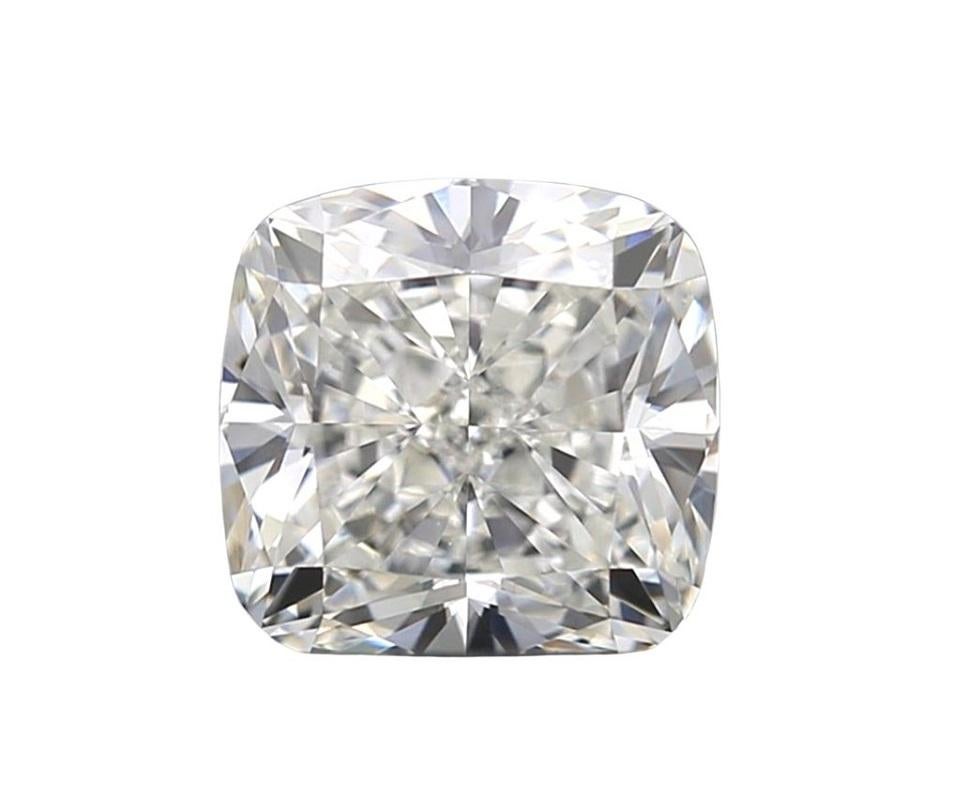 Paire de diamants taille coussin modifis naturels de 2,03 carats F VVS1, certifis GIA Unisexe en vente