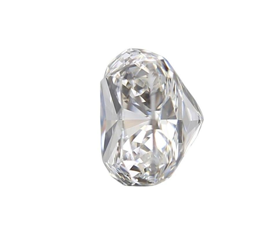 Paire de diamants taille coussin modifis naturels de 2,03 carats F VVS1, certifis GIA en vente 1