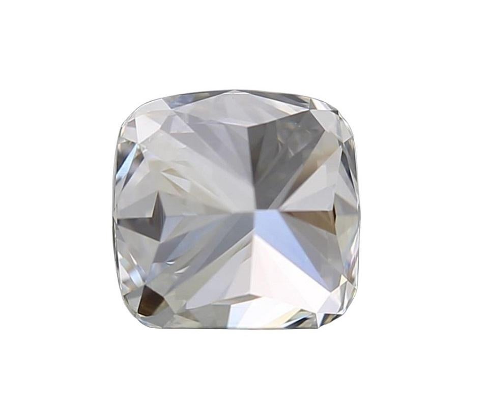 Paire de diamants taille coussin modifis naturels de 2,03 carats F VVS1, certifis GIA en vente 3