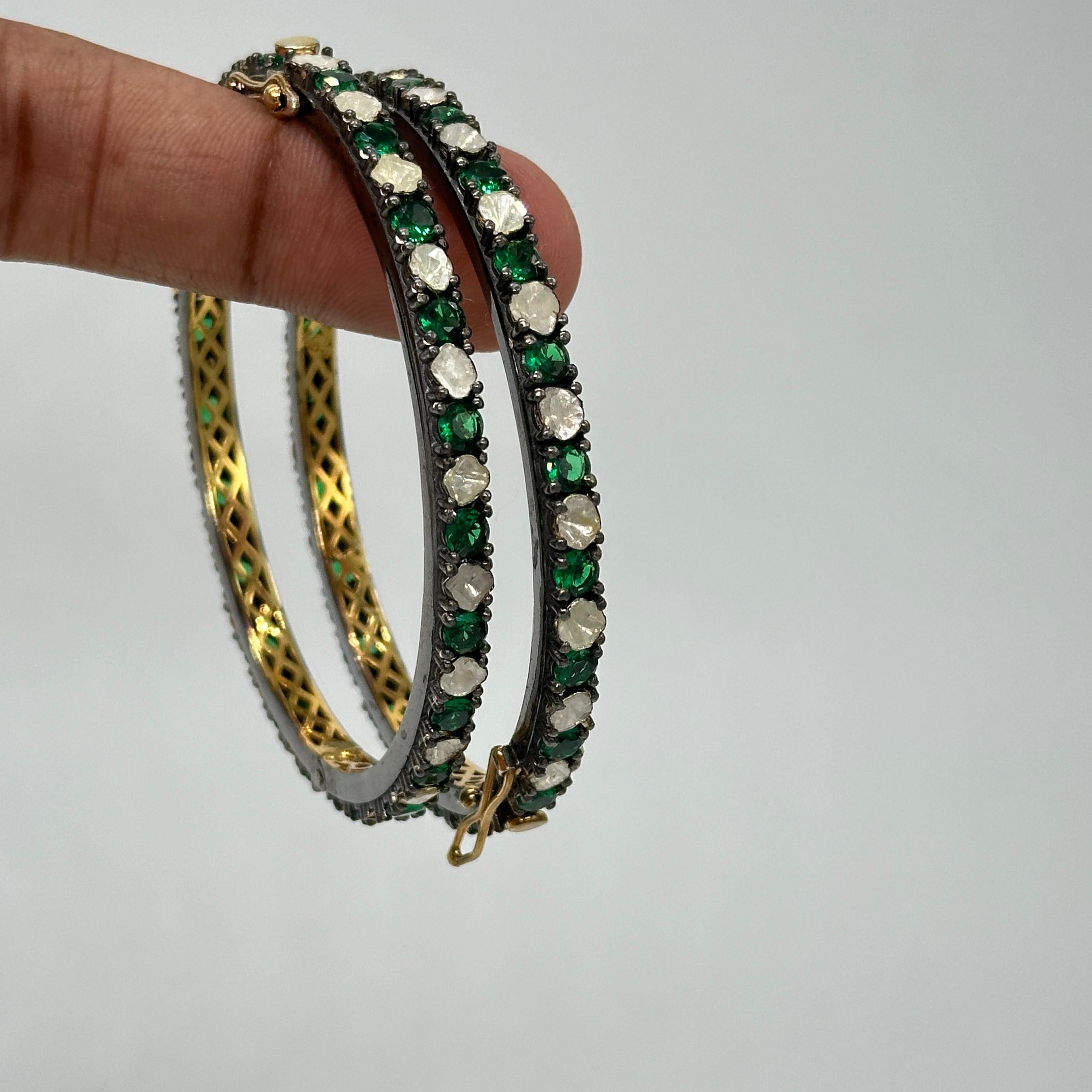 Pair of natural Diamond emerald sterling silver hinge bracelet Yellow Gold plate In New Condition For Sale In Delhi, DL