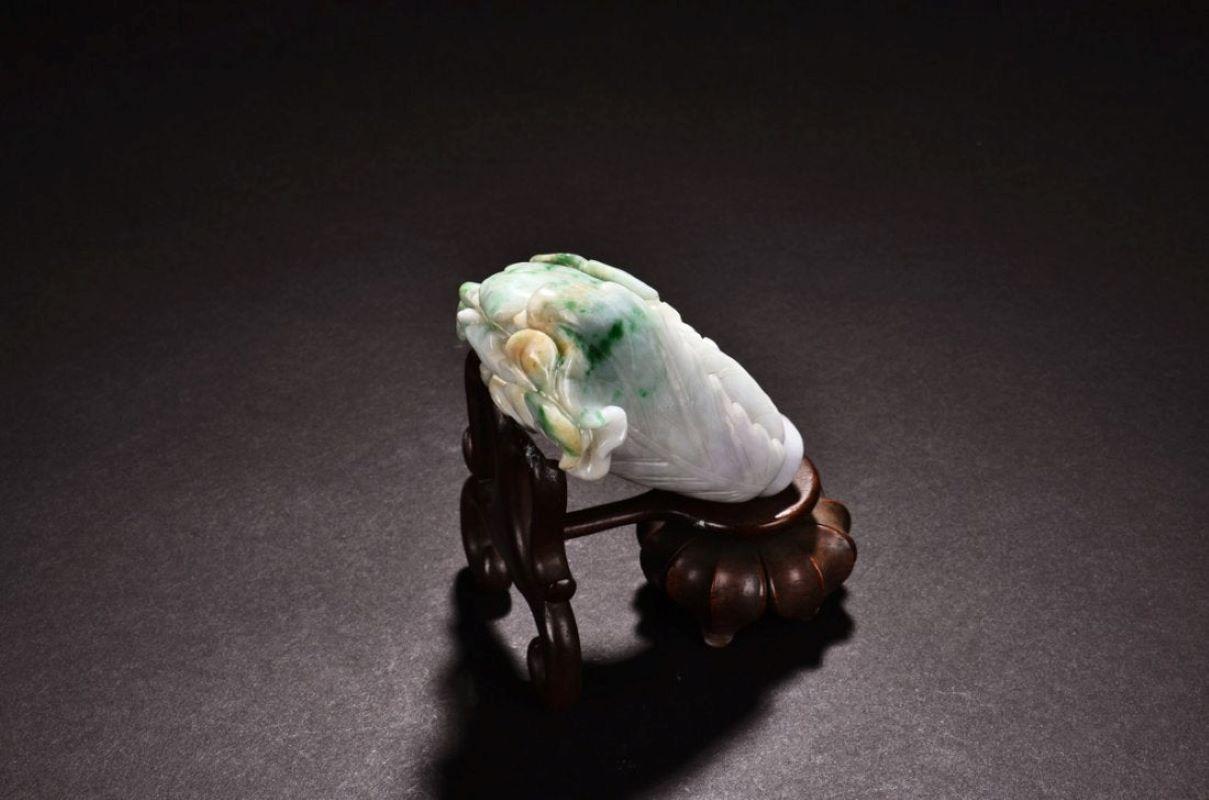 Pair of Natural Jadeite Chinese Cabbage Carvings In Good Condition For Sale In Pasadena, CA