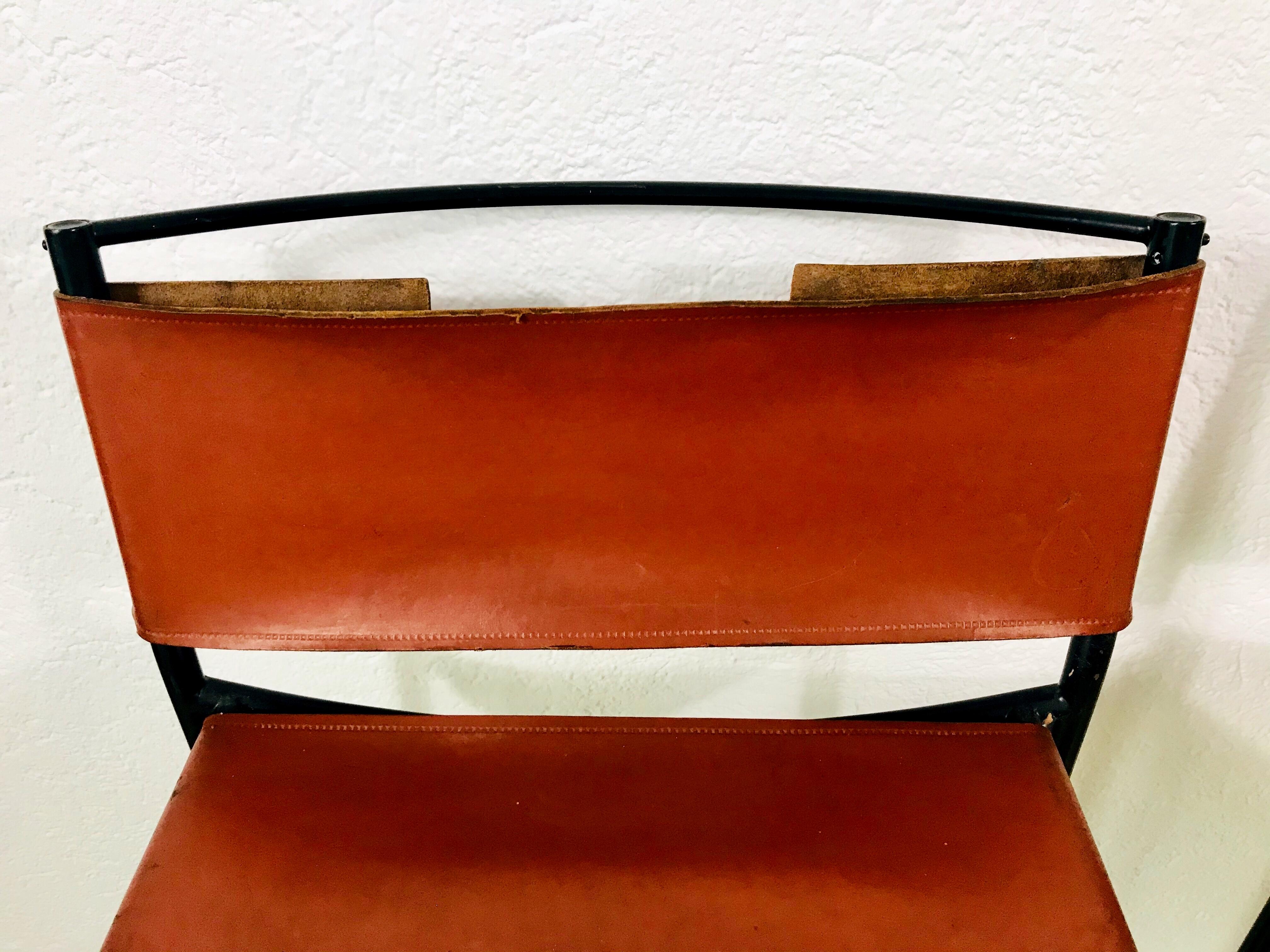 Pair of Natural Leather Barstools by G. Belotti for Alias, 1970s, Italy For Sale 4