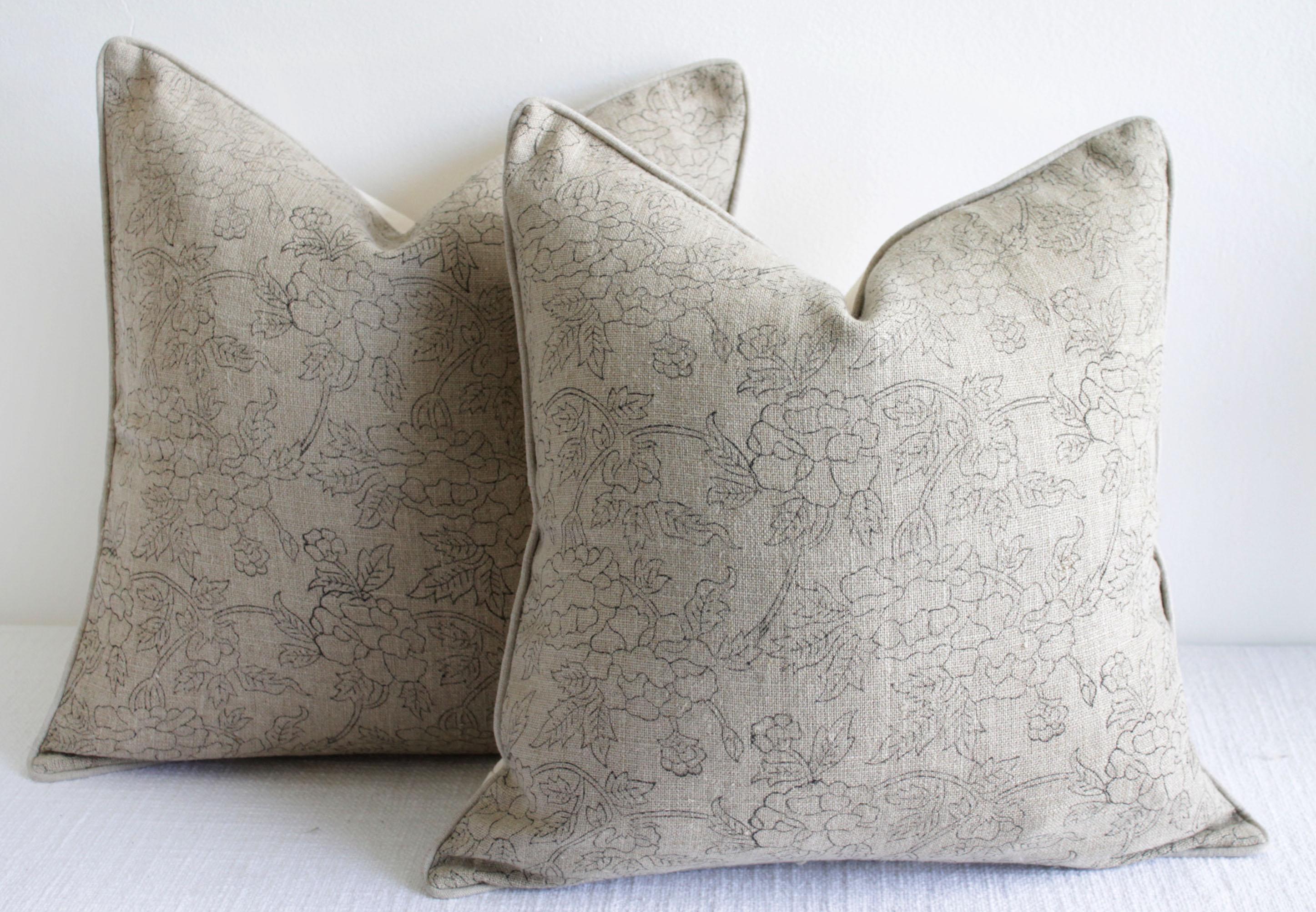 Natural linen floral accent pillow covers
Size: 18