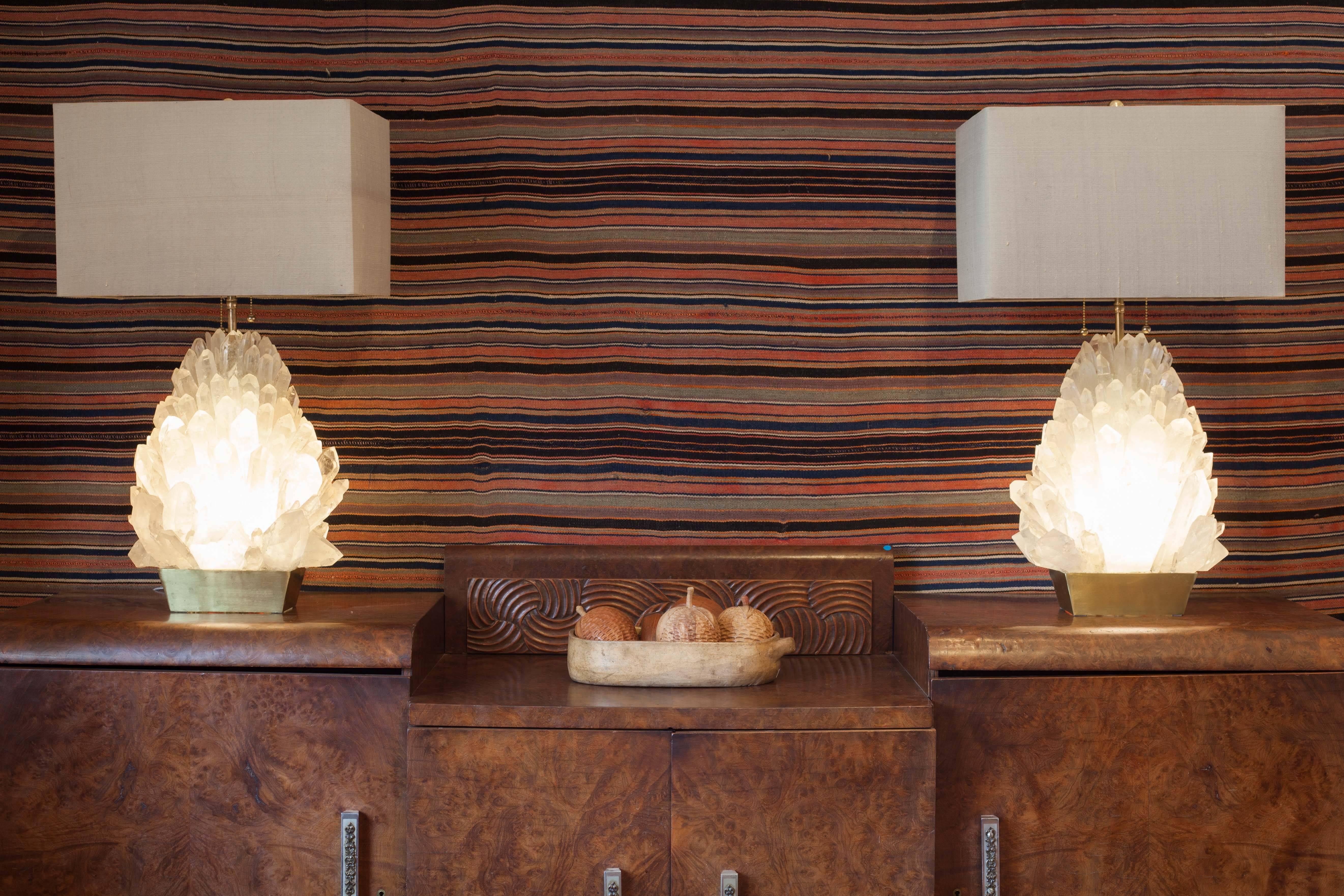 Brésilien Paire de luminaires en cristal de roche naturel, Demian Quincke en vente